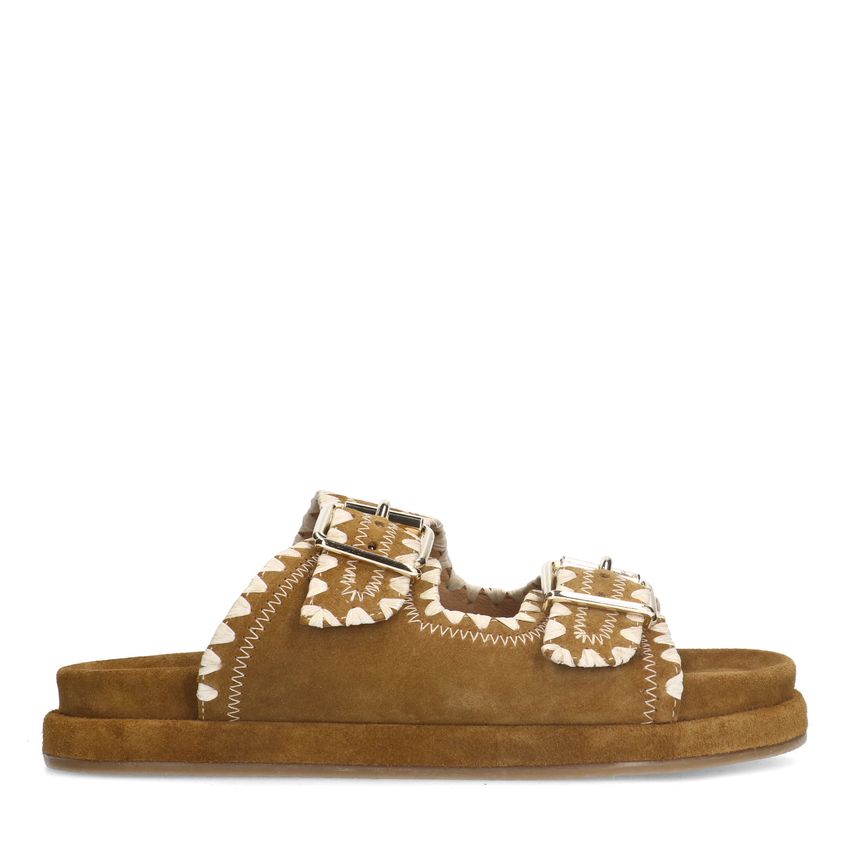 Manfield Suède cognac slippers met gesp