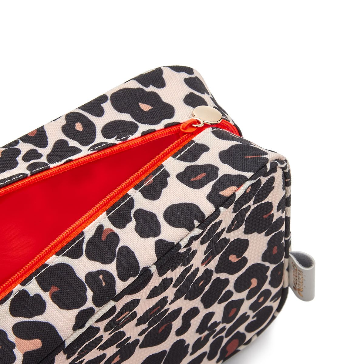 Victoria Green Beauty Kit Case in Leopard Tan