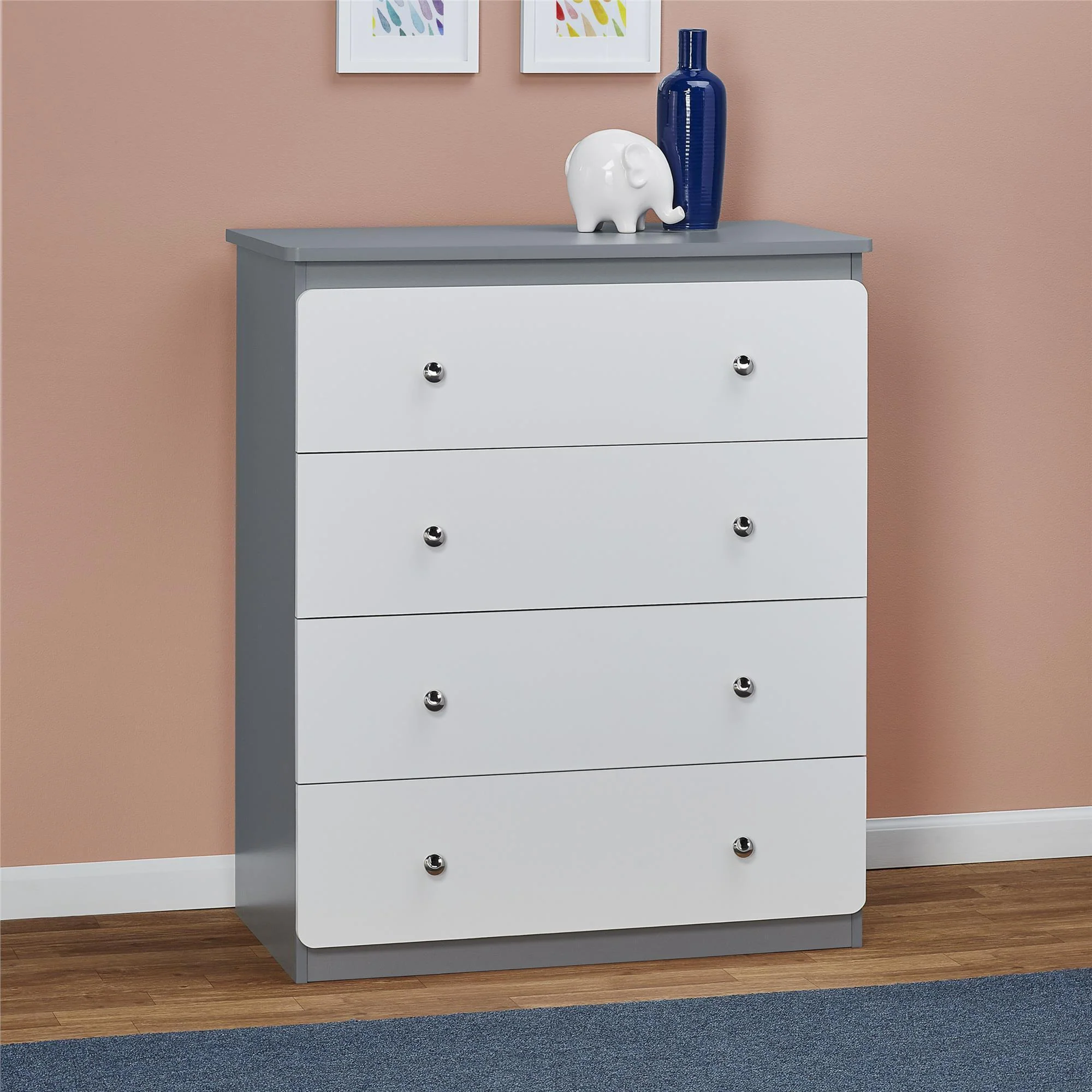 Altra Willow Lake 4 Drawer Dresser by Cosco