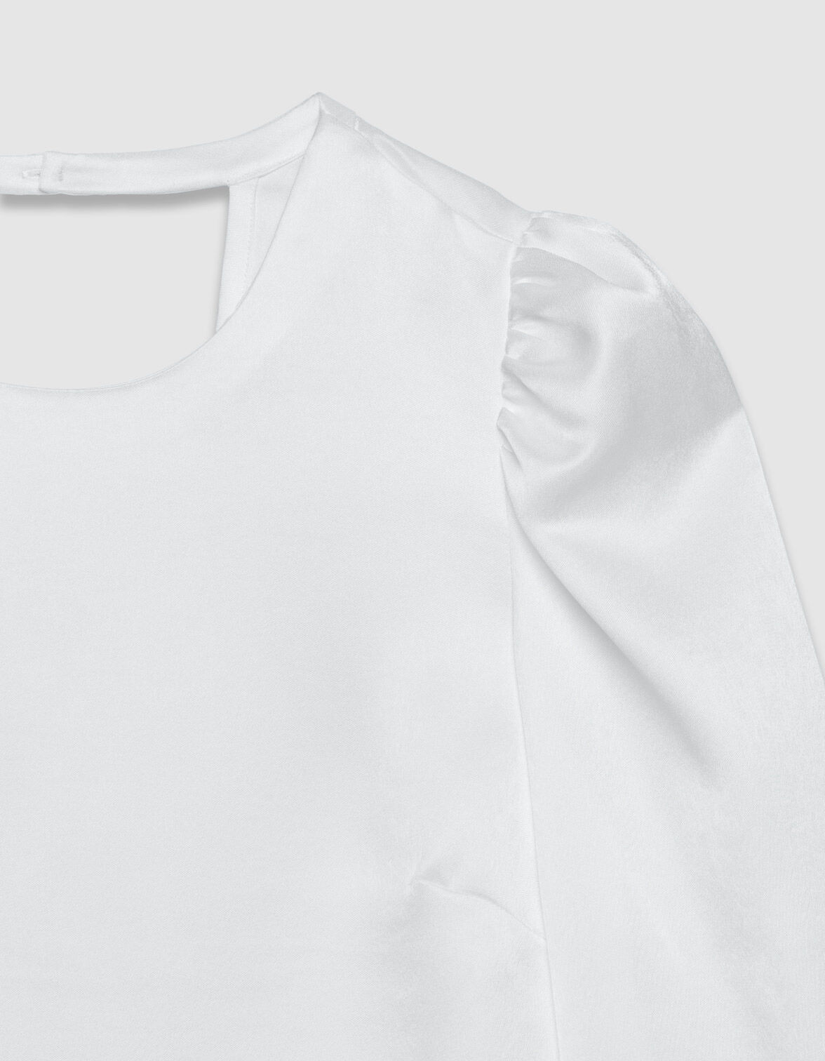 Blouse blanche satinée décolleté V dos Femme