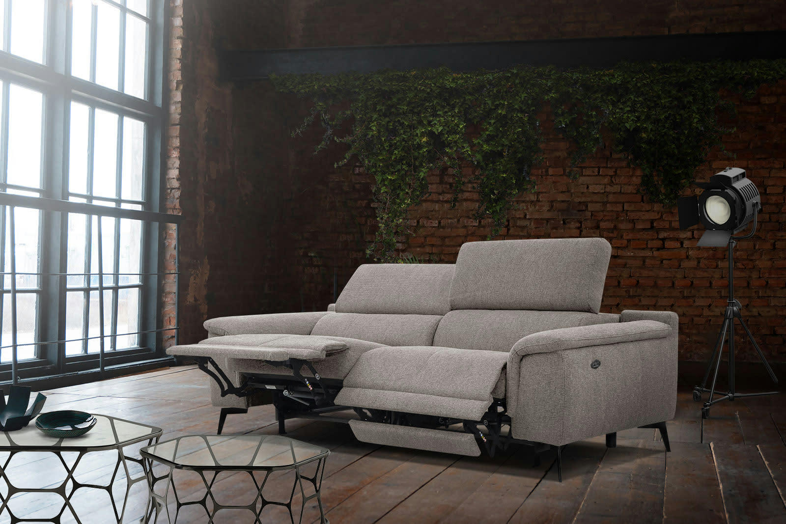 FIERO - Canapé droit 3 places XXL avec 2 relax électriques tissu taupe