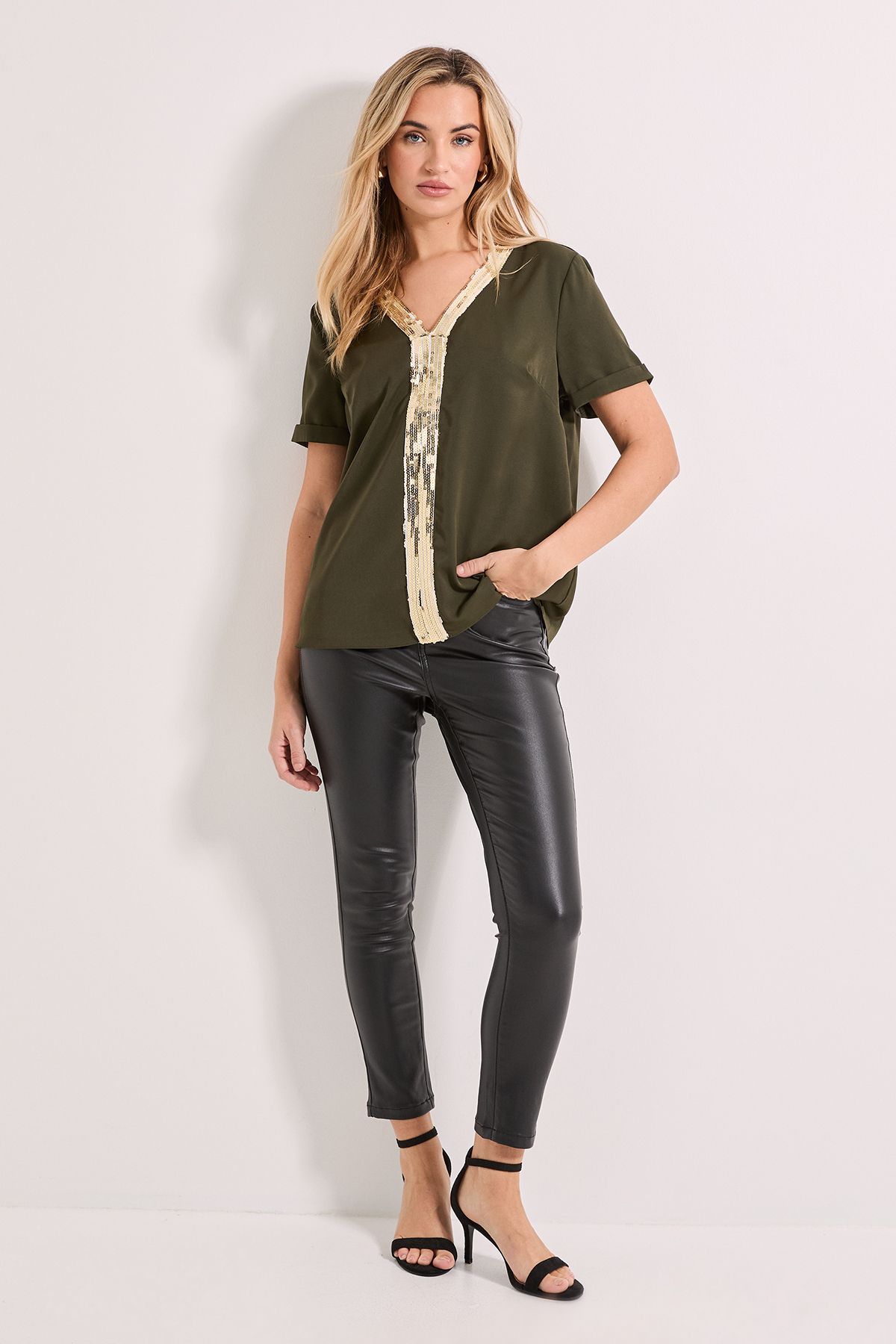 Dorothy Perkins V Neck Short Sleeve Sequin T-Shirt