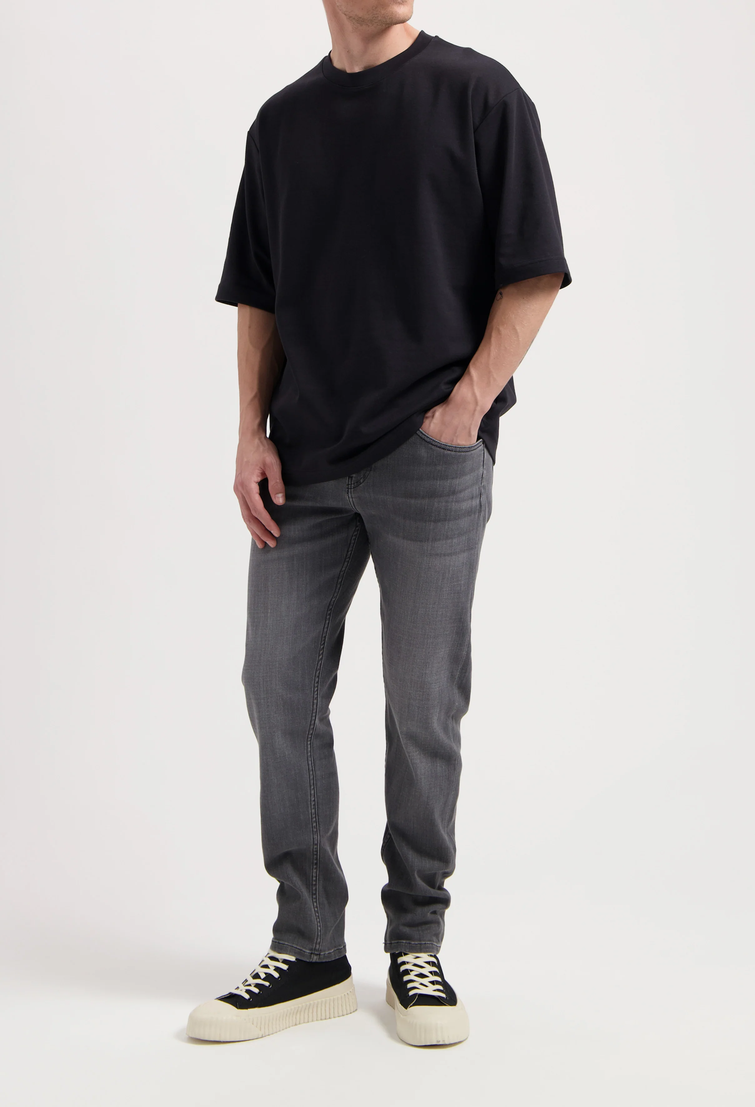 Rick Mid Slim - Authentic Black