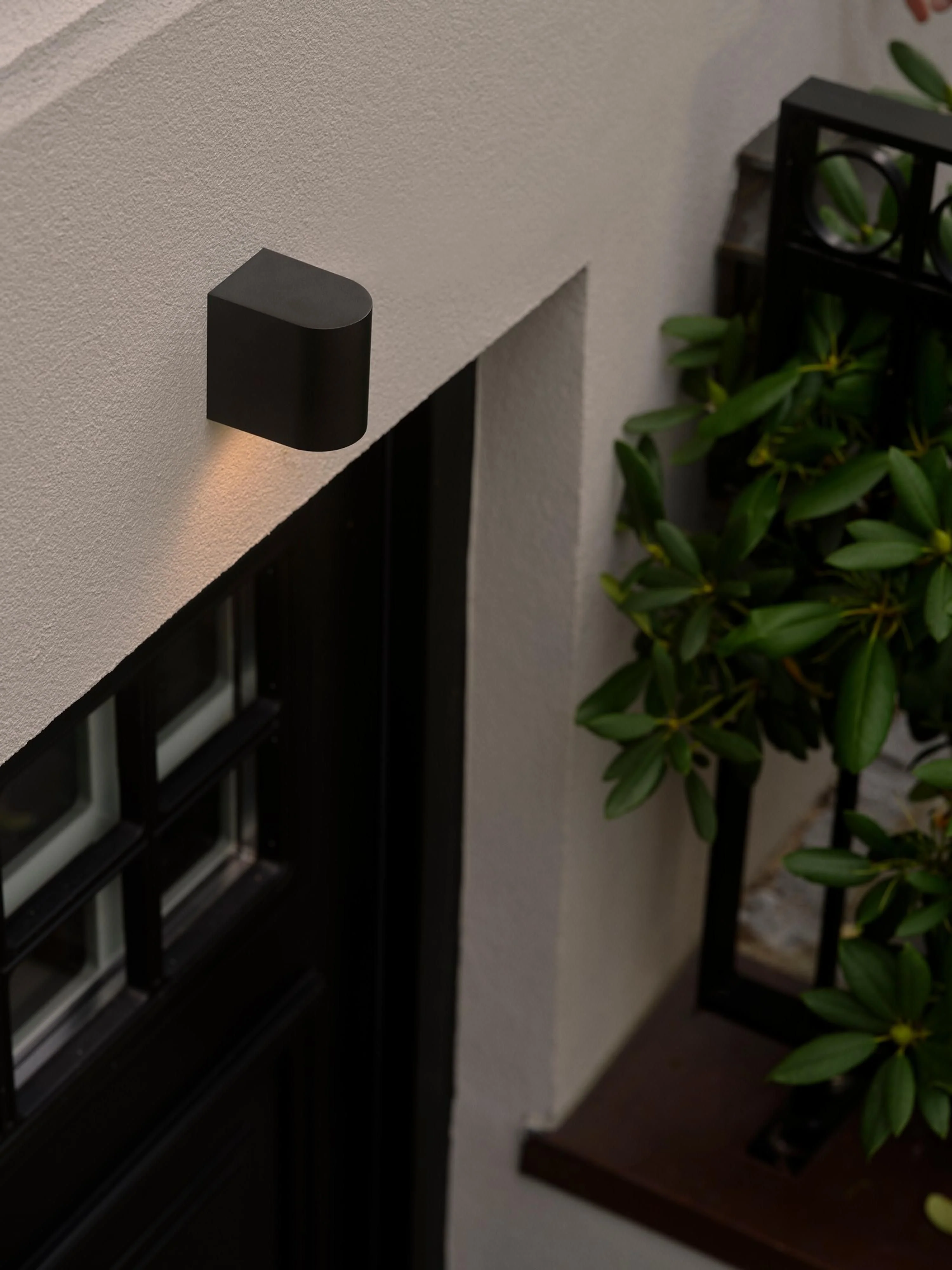Kleine dimmbare Outdoor-Wandleuchte Dion
