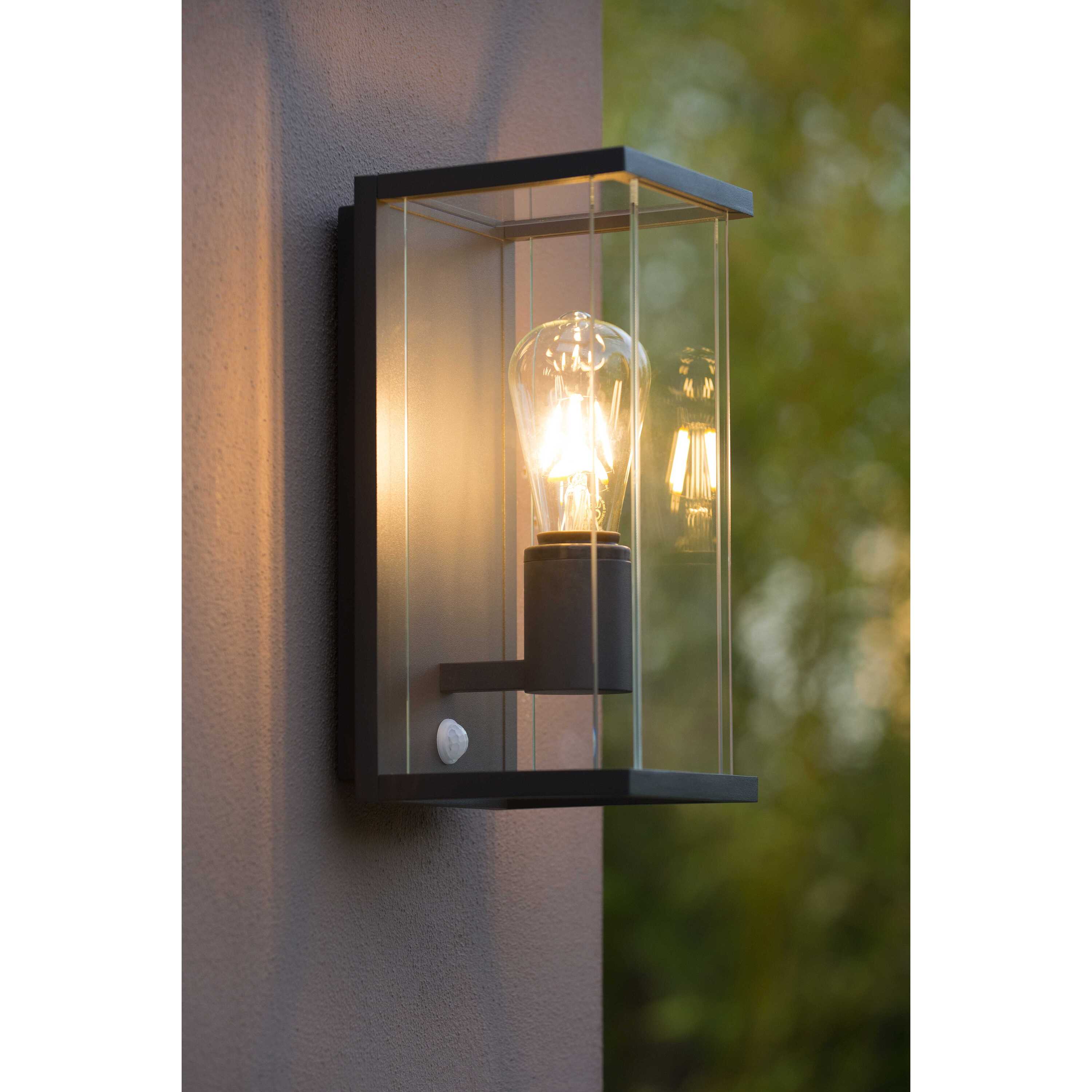 Claire wandlamp buiten IP54 met bewegingssensor zwart