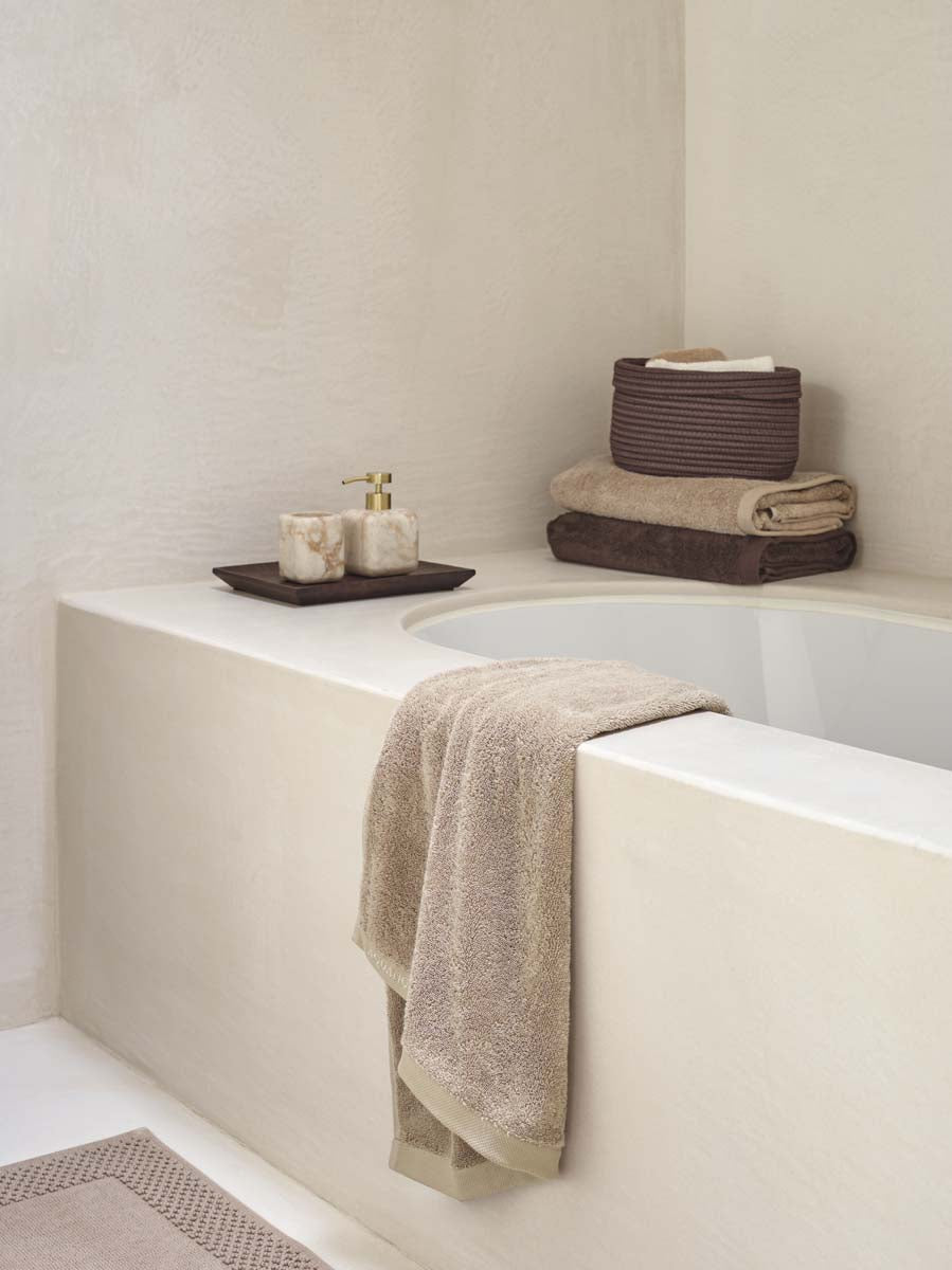 Aquanova London Badmat 60 x 100 cm - Almond