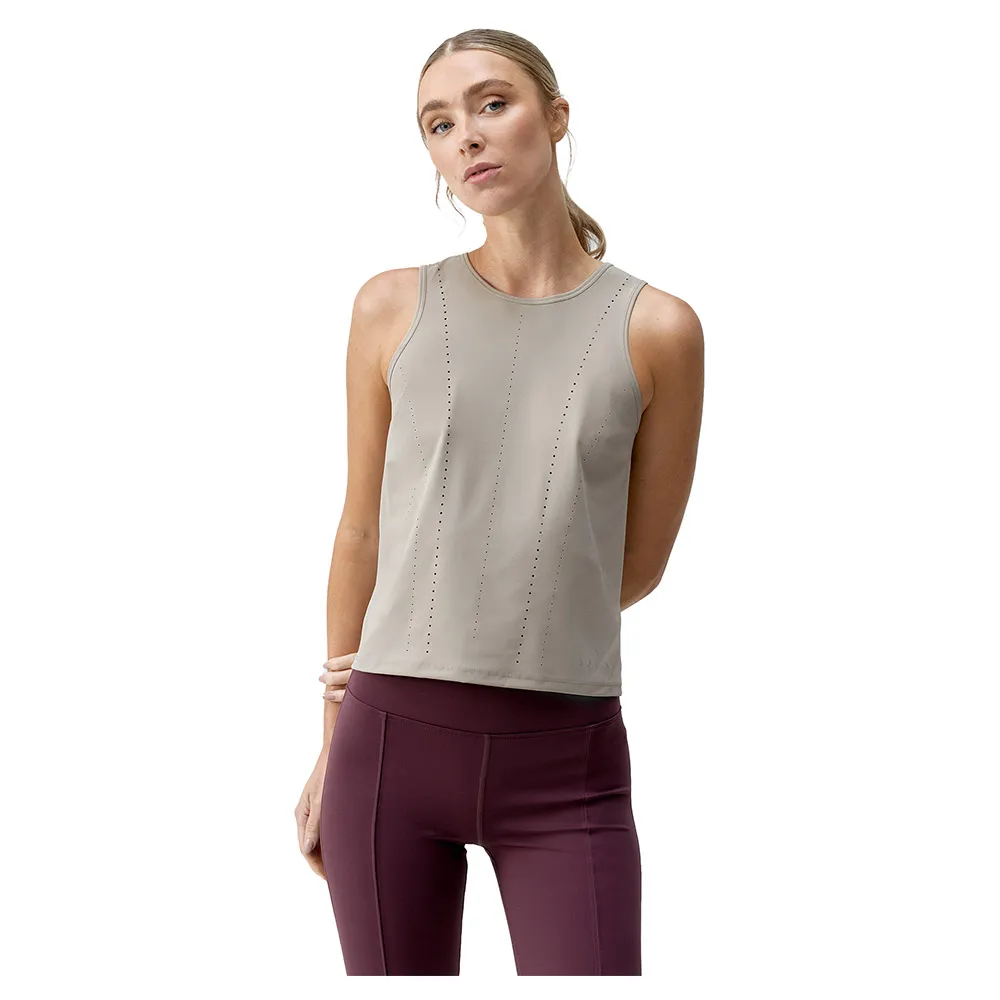 Born Living Yoga Race sleeveless T-shirt