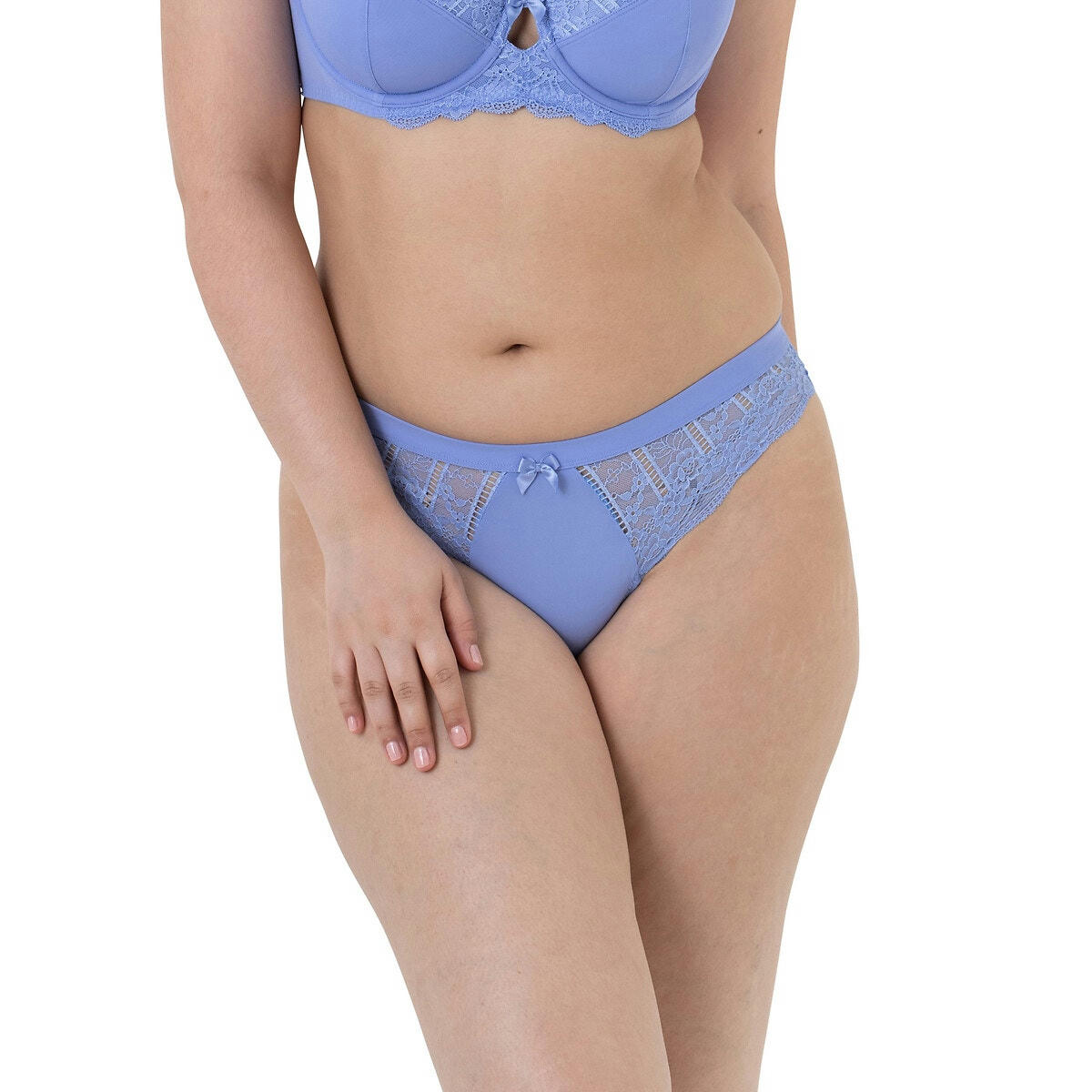 Slip microfibre et dentelle