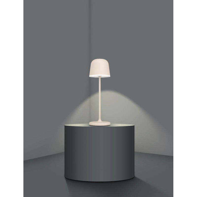 Lampe à poser LED Mannera sable USB 2,2 W EGLO