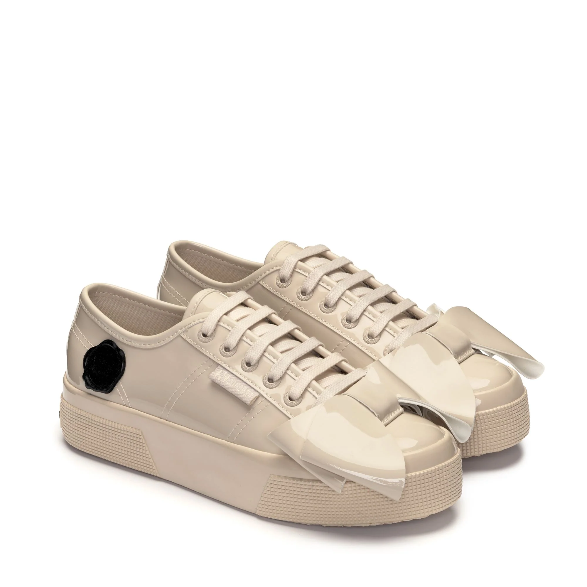 2740 PLATFORM VEGAN PATENT MATERIAL