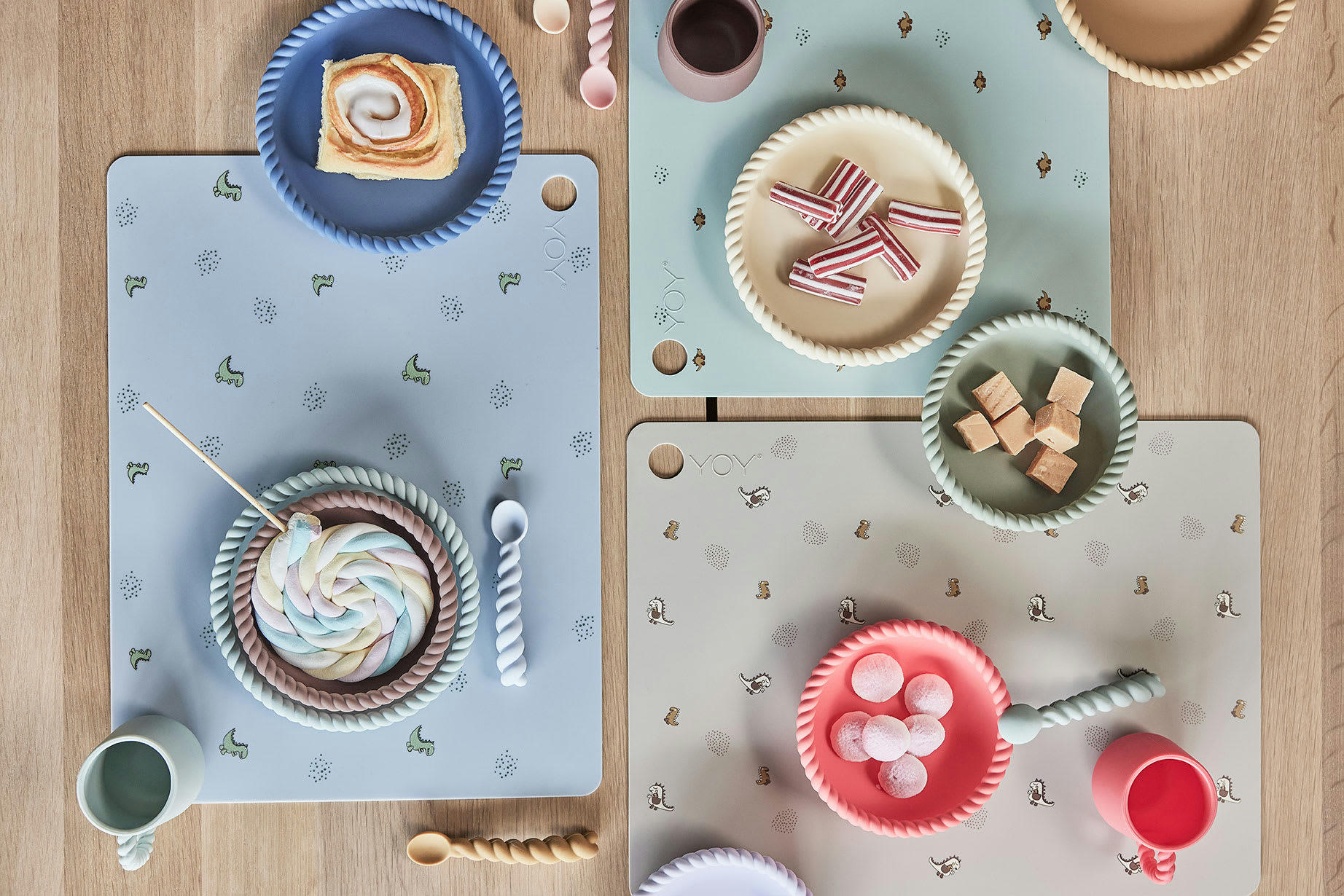 DINO - Set de table marron en sillicone H0,2x45x34cm