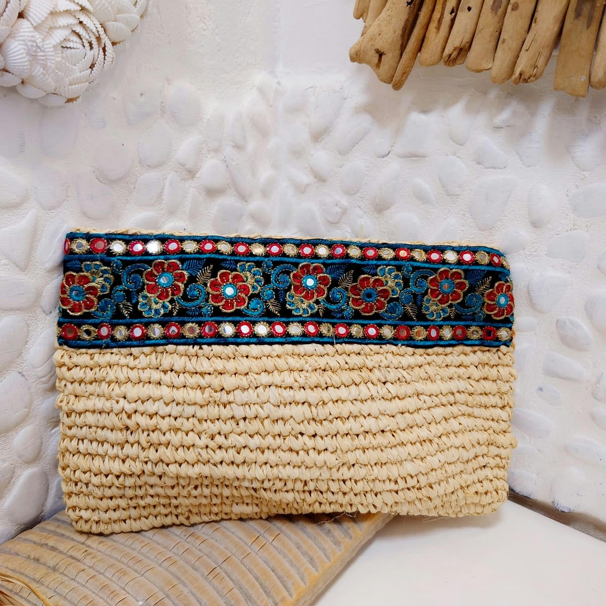 BONA - Pochette en raphia avec galon multicolore, beige  