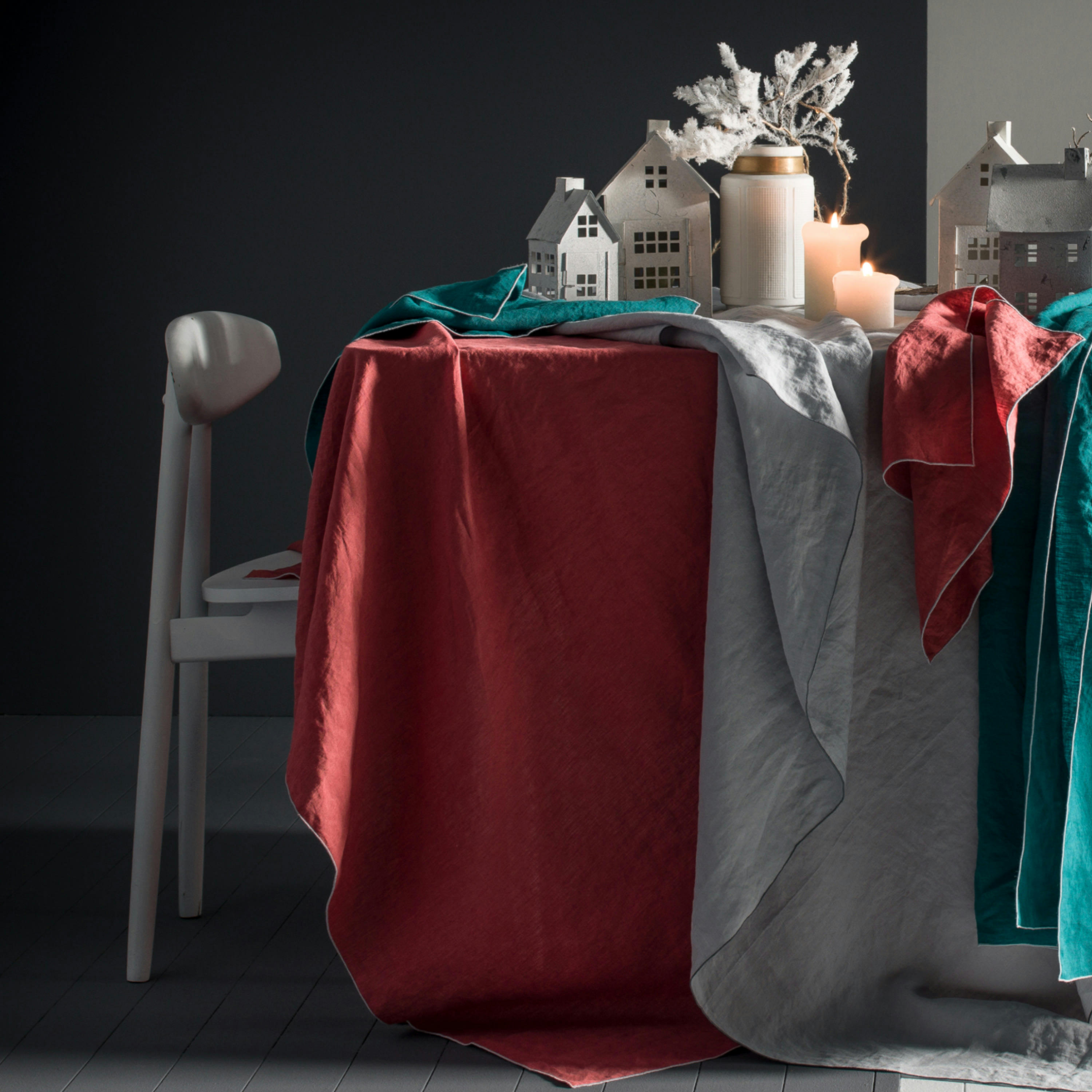 AUTOUR DU LIN - Lot de 2 serviettes de table en lin lavé 45x45cm Rouge Marsala