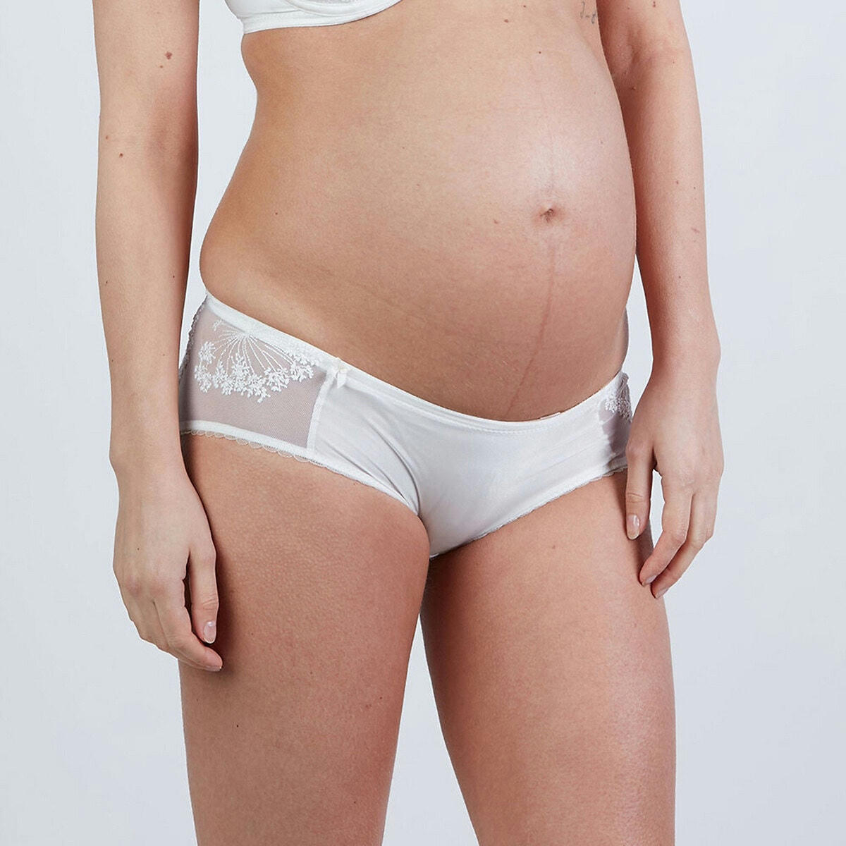 Shorty taille basse de maternité Louise