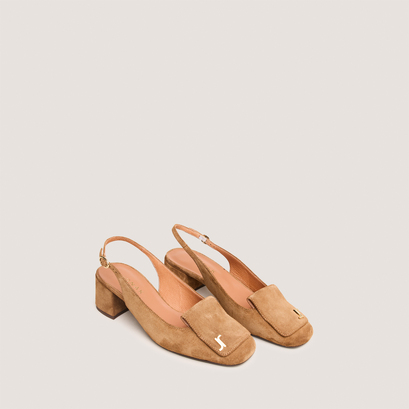 Escarpins slingbacks à monogrammesen croute cognac | DAIKI