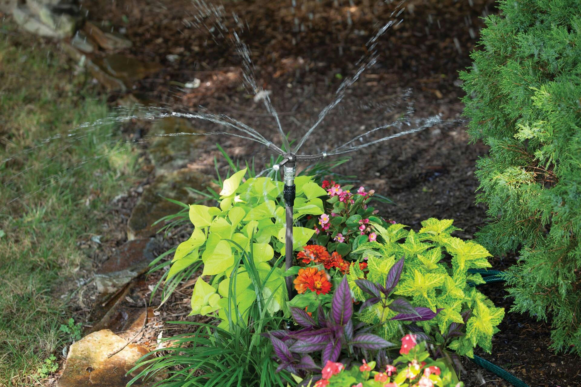 Yardworks 3-Arm High Rise Sprinkler on Metal Spike, 2000 sq.ft