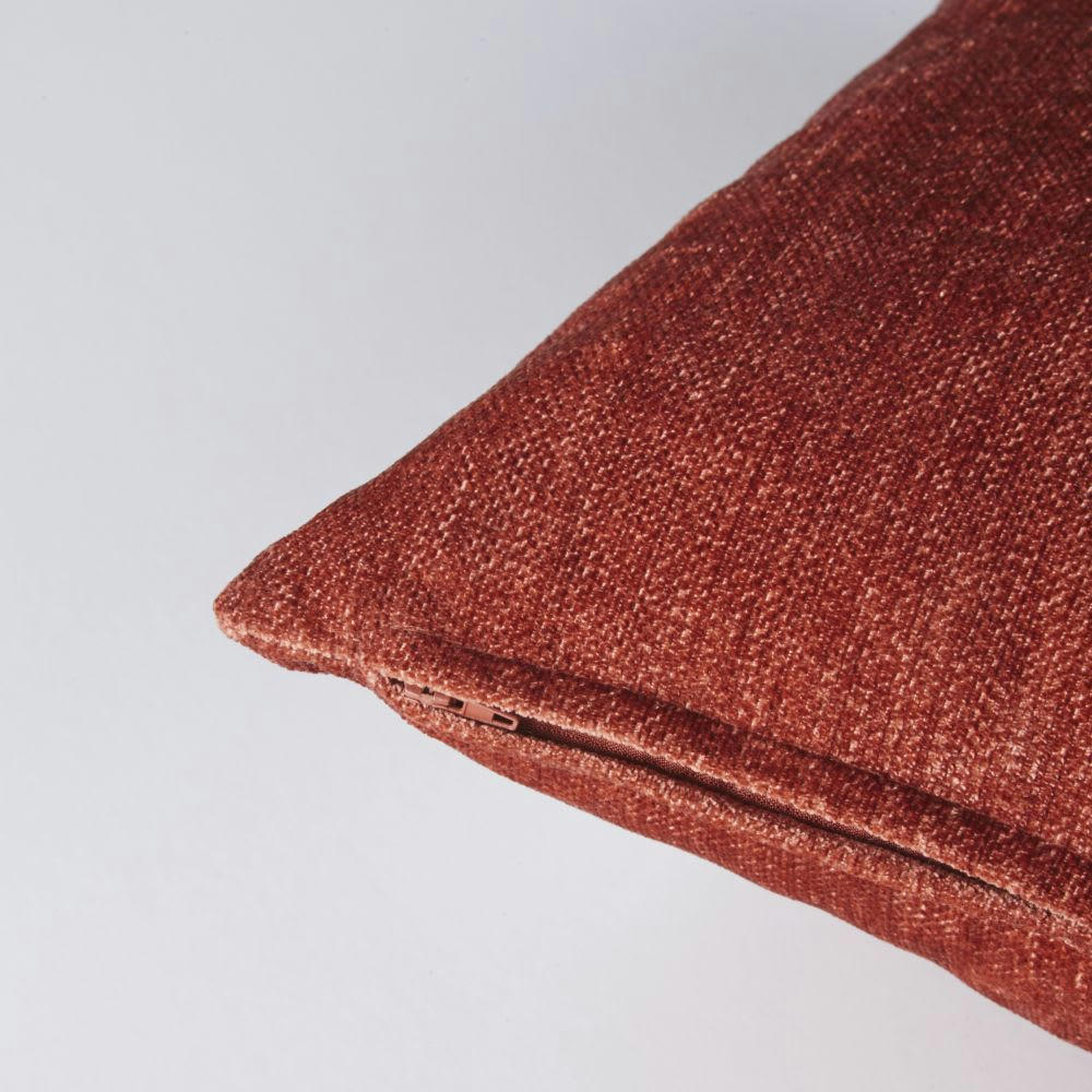 VINTAGE VELVET - Coussin en velours de polyester recyclé terracotta effet vieilli 45x45