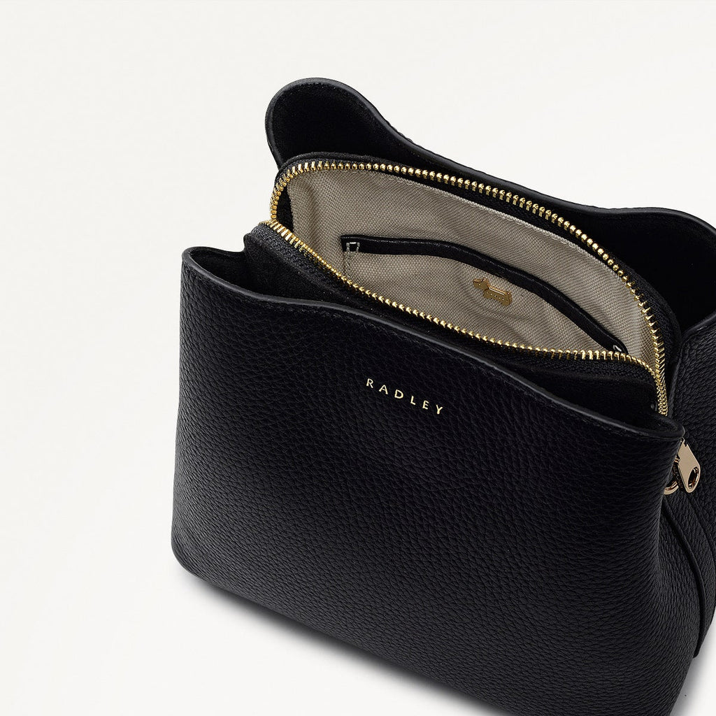 Dukes Place - Small Compartment Cross Body