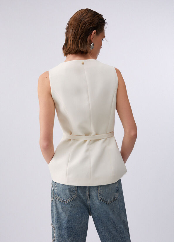 Gilet con cintura