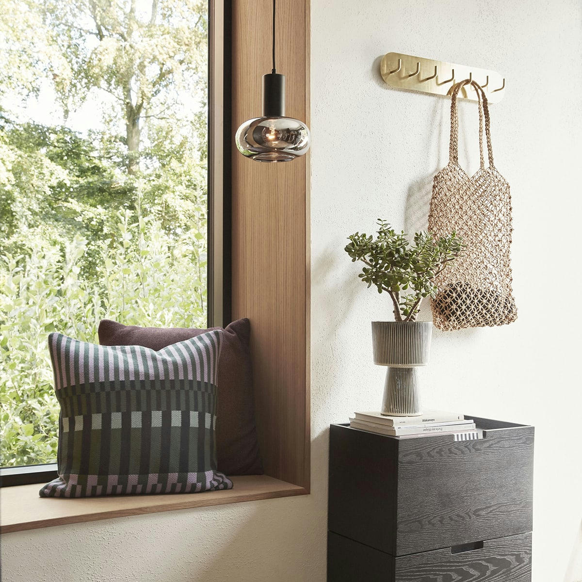 FORM - Porte-manteau avec 7 crochets en métal laiton