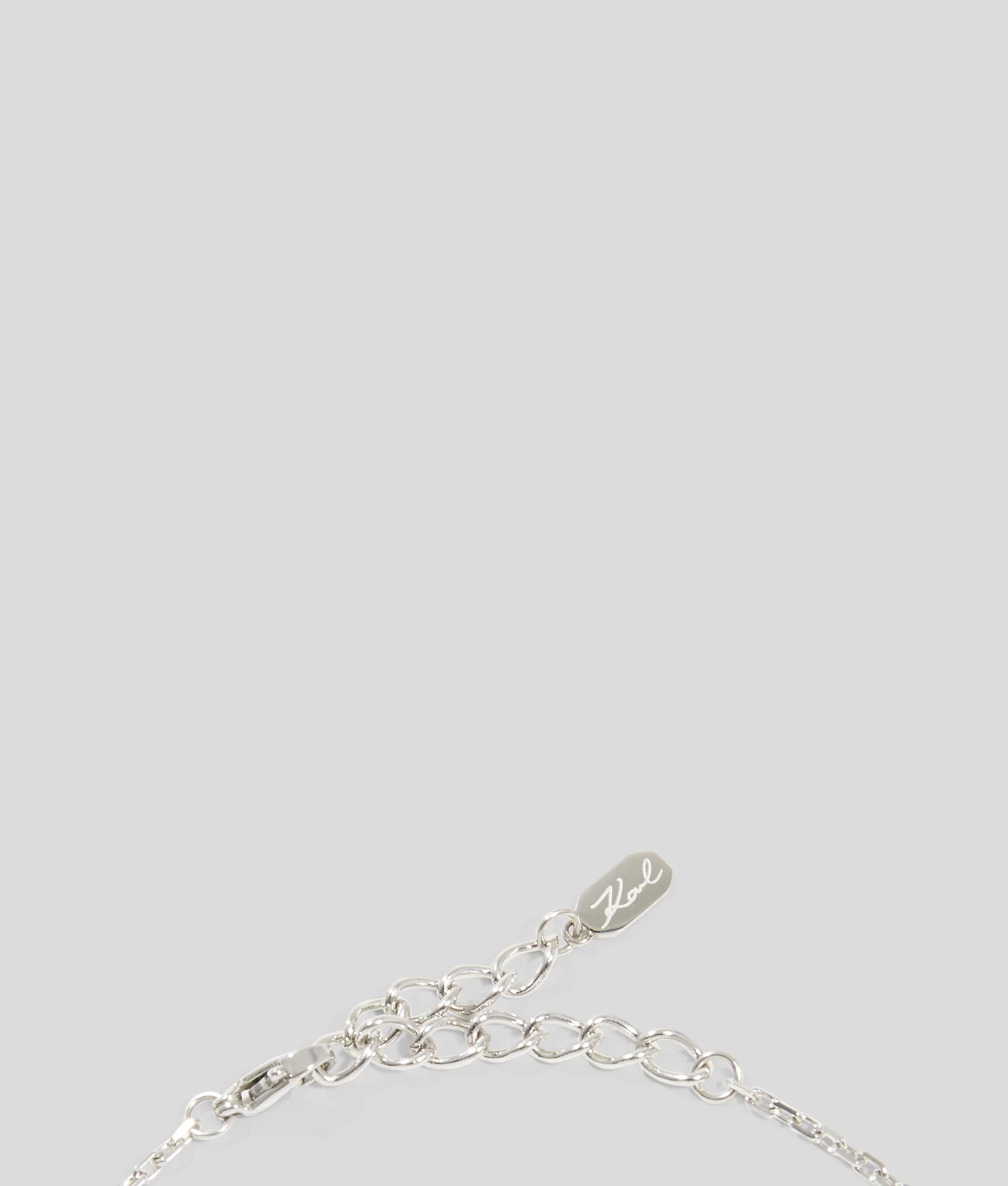 Collier à breloque en forme de cœur pavé