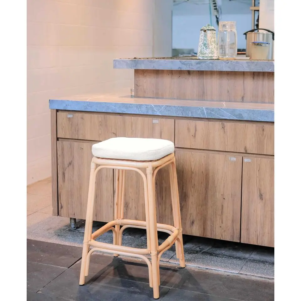 Set van 2 Barkrukken van rotan