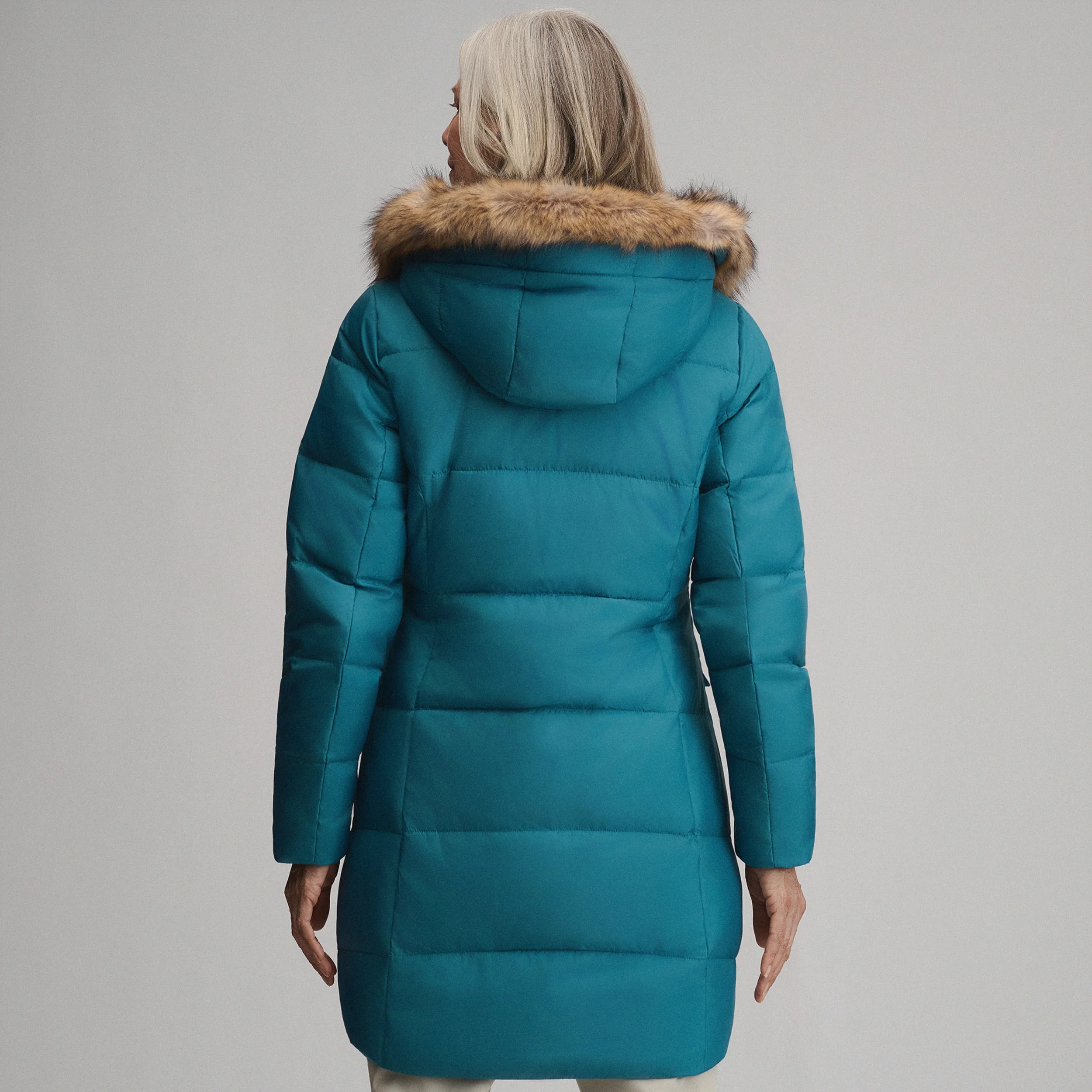 Women's Lodge Cascadian Down Hooded Parka