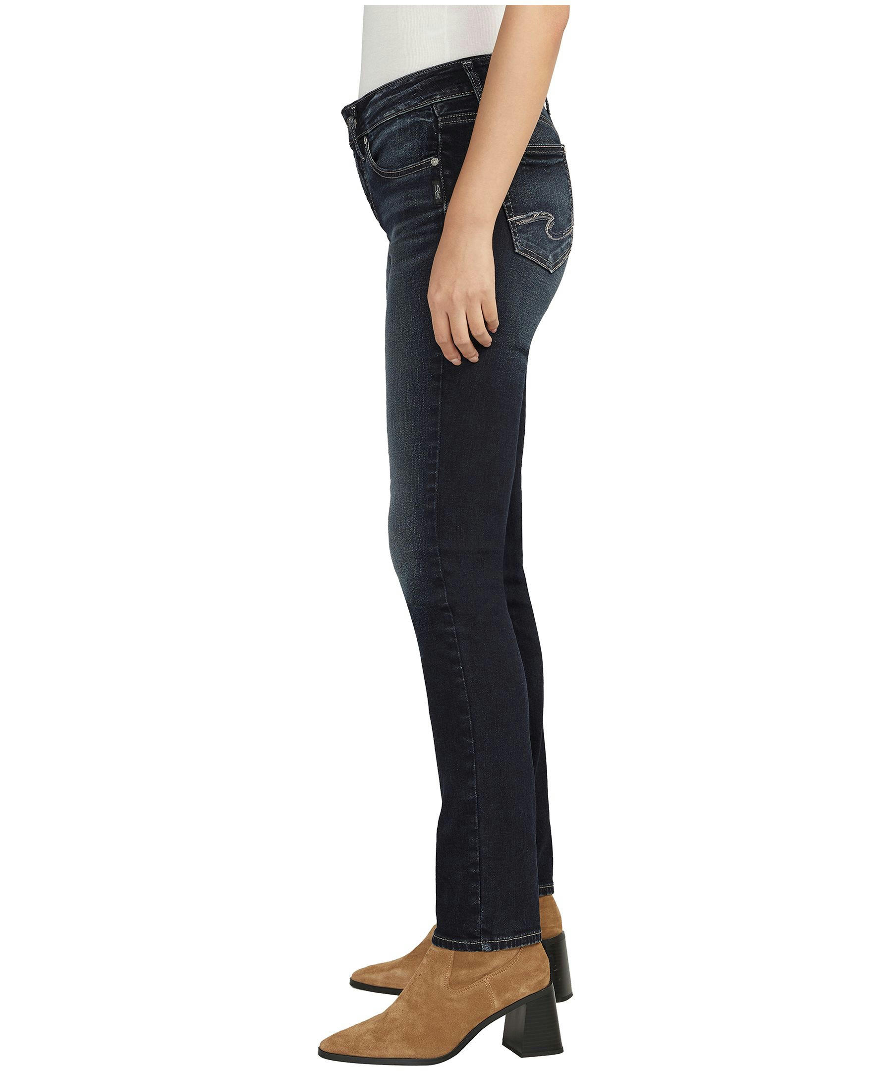 Silver Women's Suki Curvy Fit Mid Rise Straight Leg Jeans