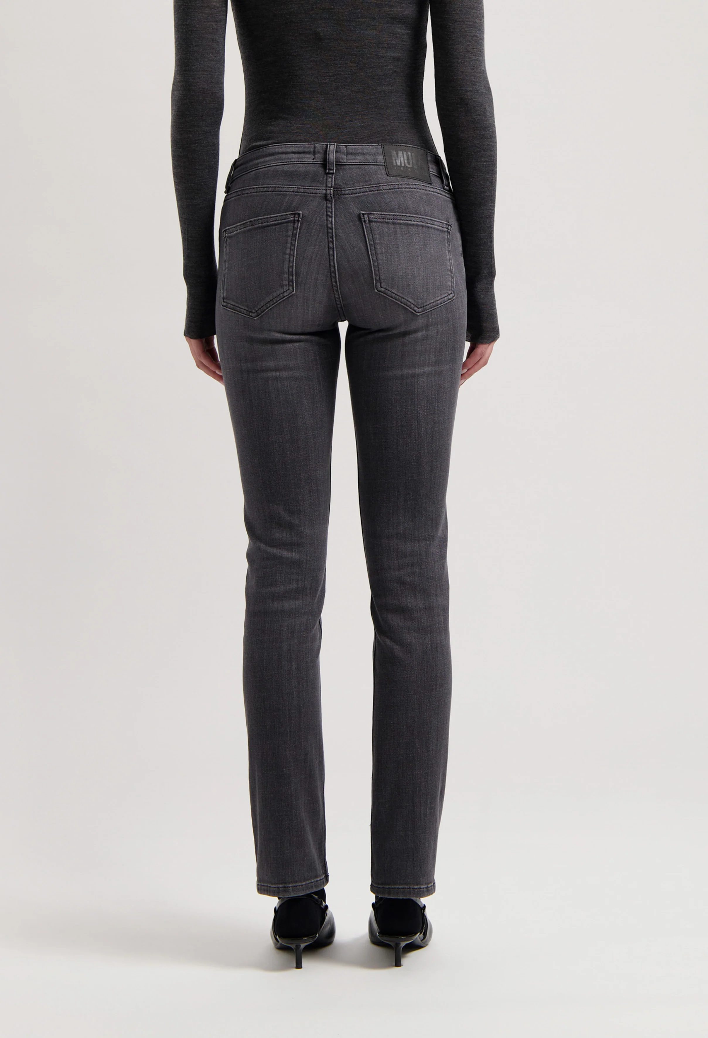 Faye Low Slim - Authentic Black