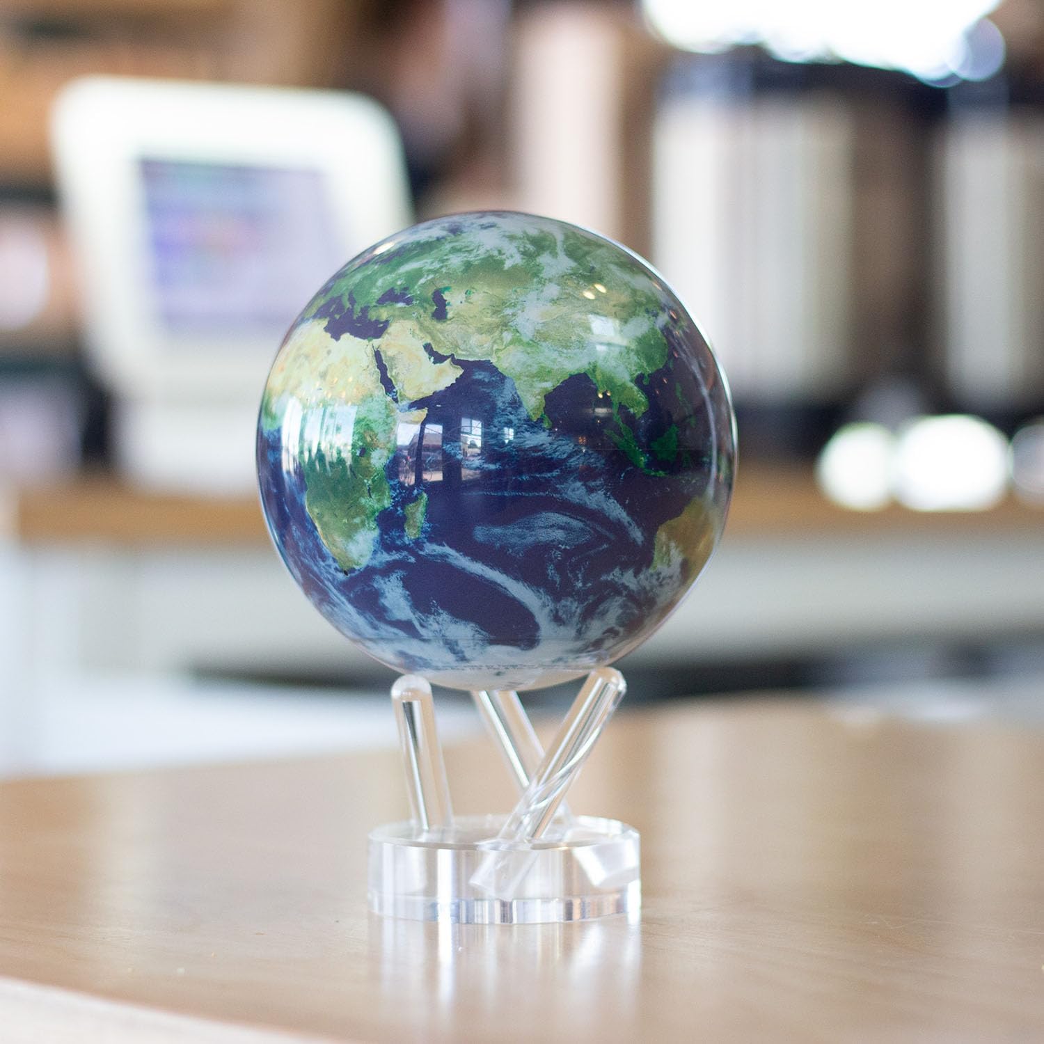 MOVA 4.5 Self-Rotating Globe Earth with Clouds, Light Powered