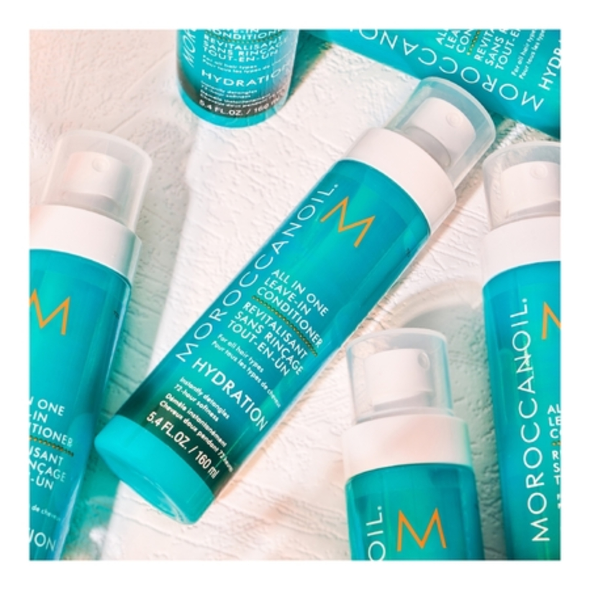 HYDRATATIONRevitalisant sans rinçage tout-en-un pour tous les types de cheveux