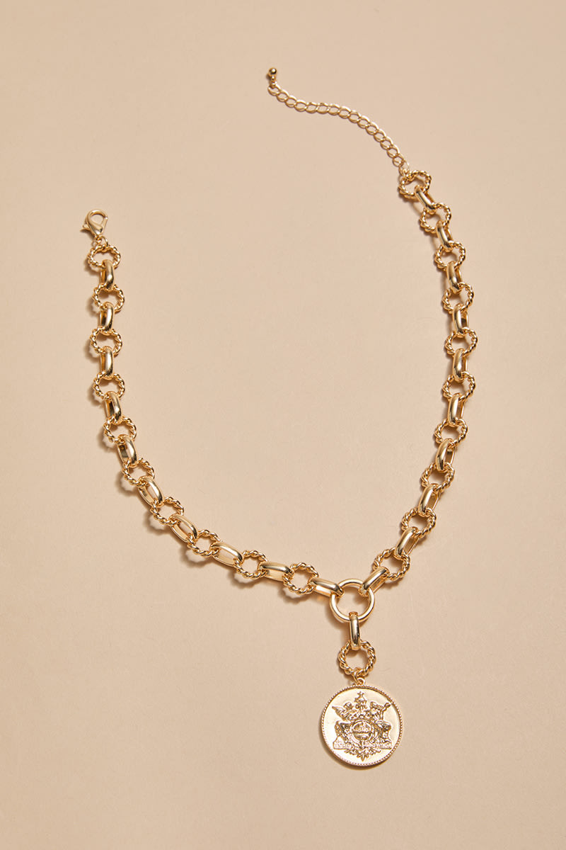 Bettie Twisted Chain Pendant Necklace