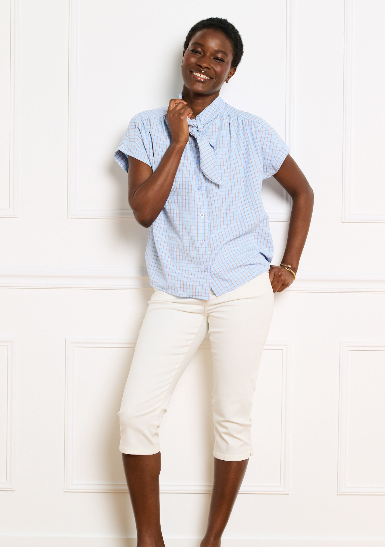 Blouse met strikhals