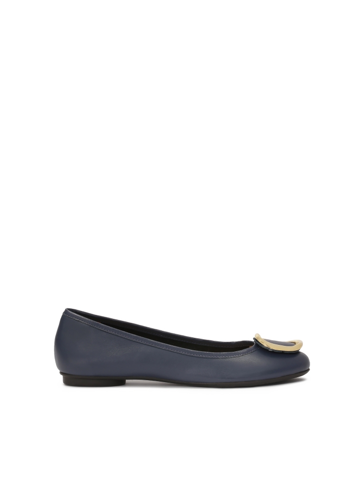 Navy blue leather ballerinas with metal accents