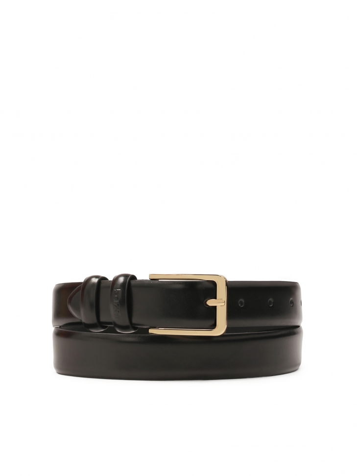 Classic black belt with gold buckle