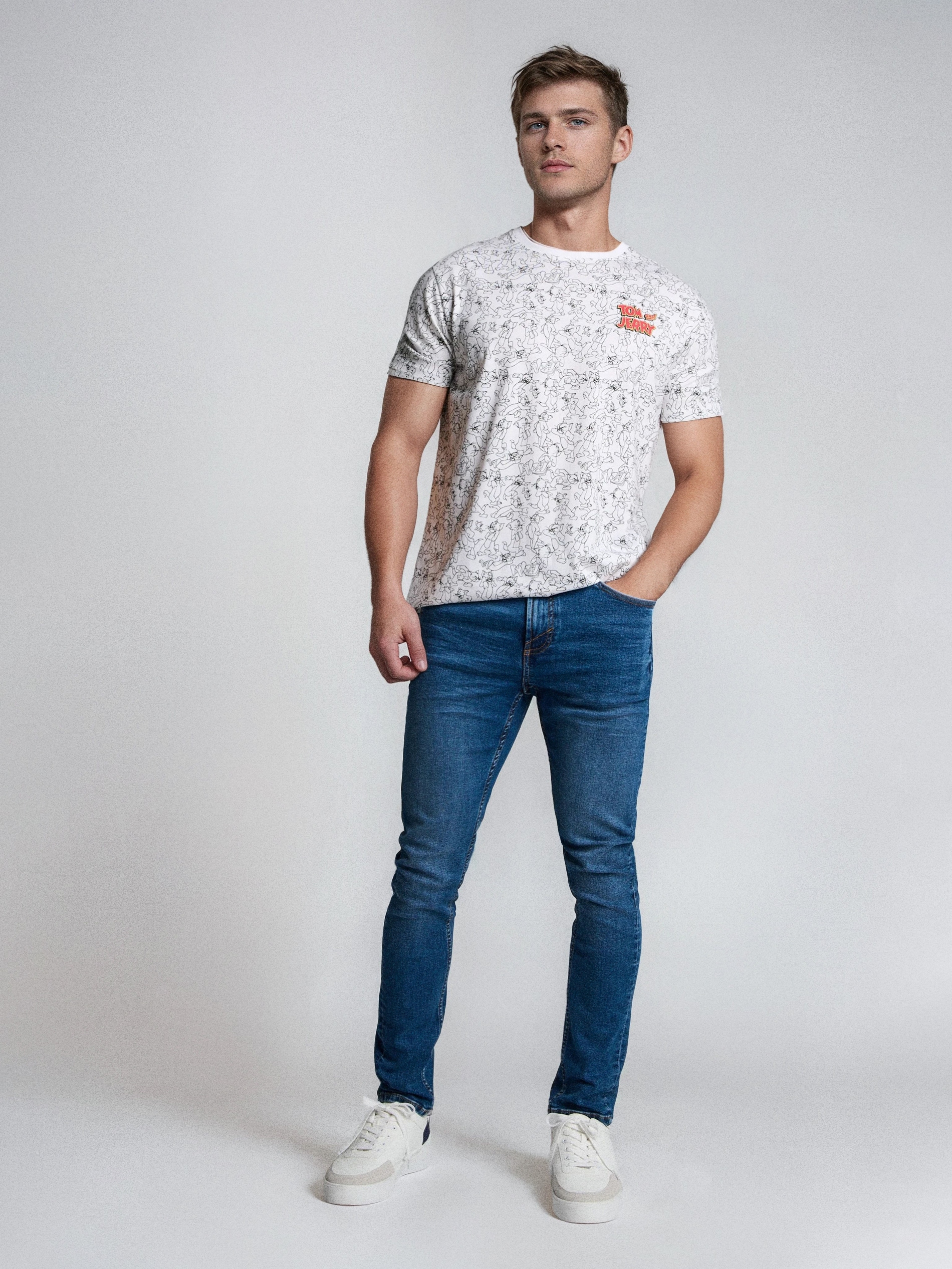 Jeansy skinny z efektem sprania