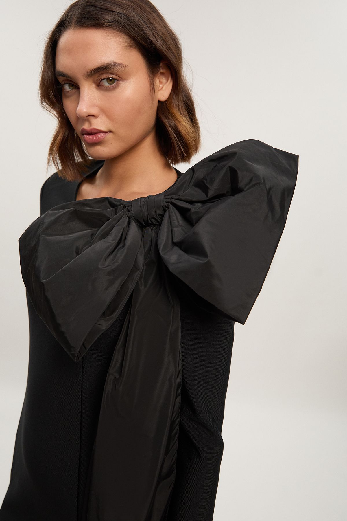 KarenMillen Figure Form Bandage Taffeta Bow Knit Mini Dress