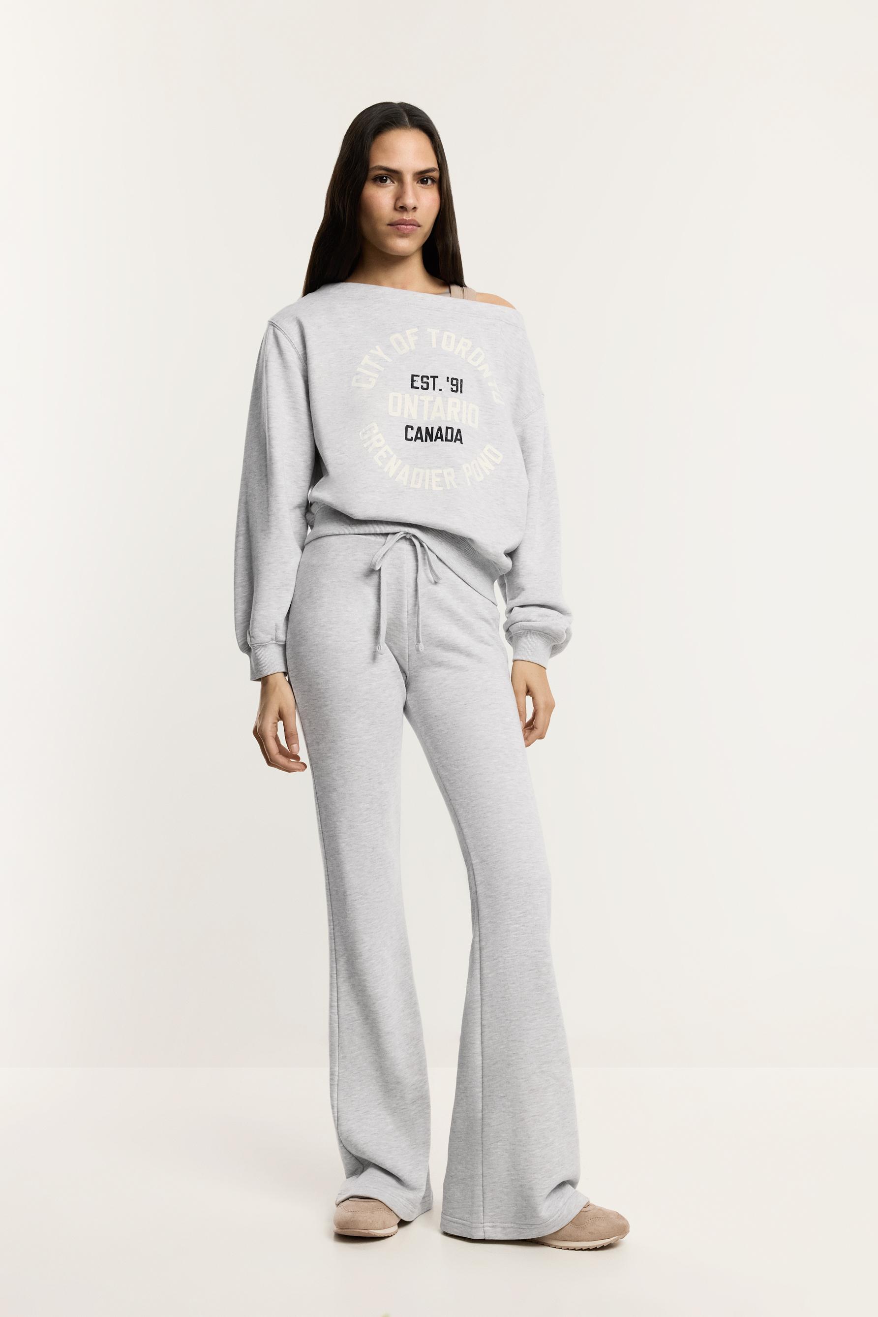 Pantalón de chándal flare