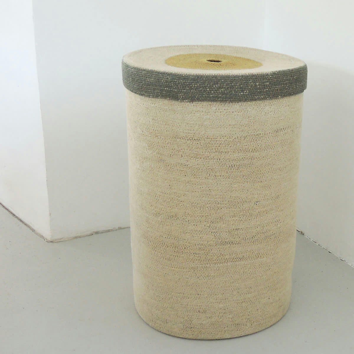 - Panier à linge en jonc de mer