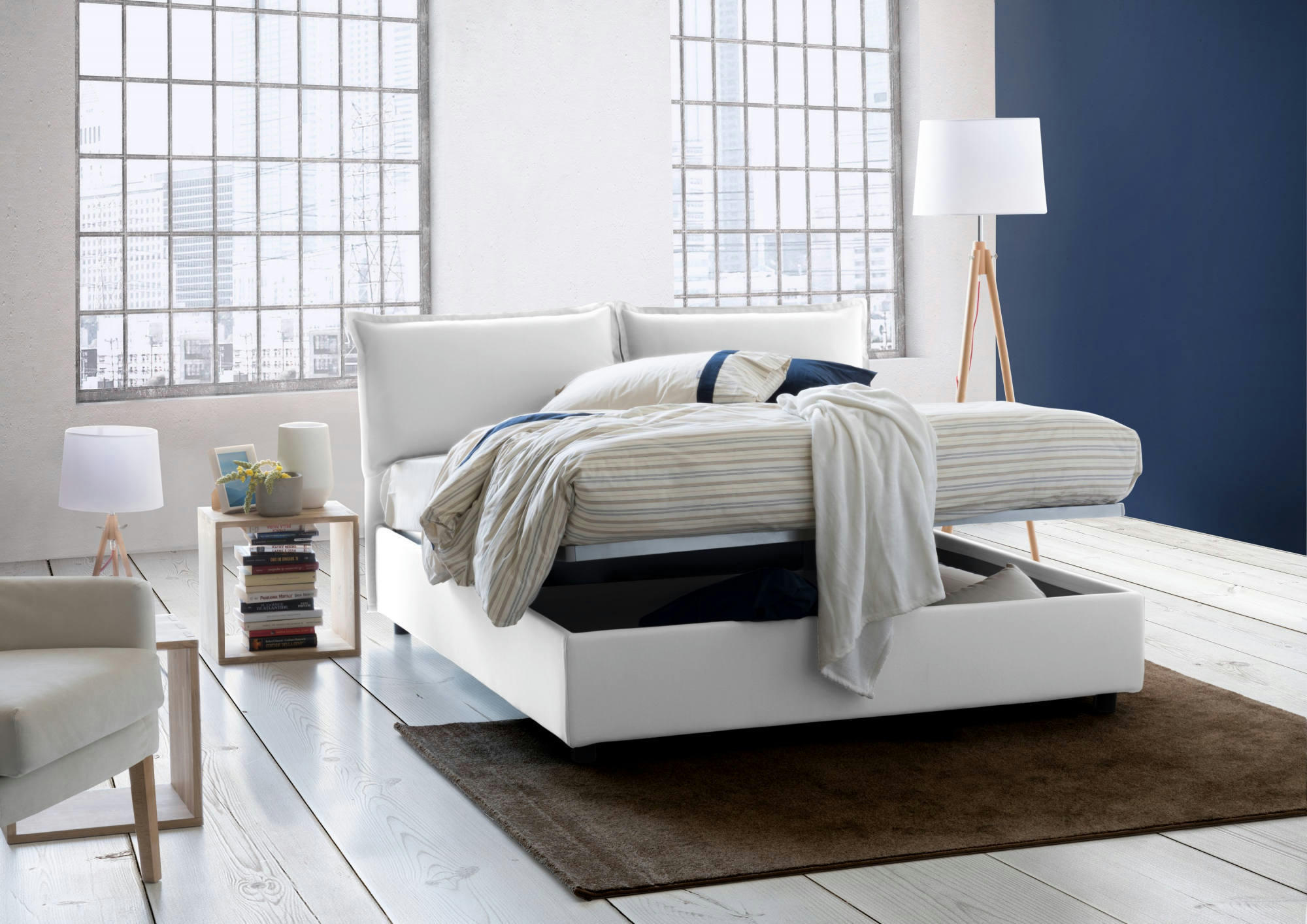 AGNESE - Lit coffre 140x190 cm en tissu blanc