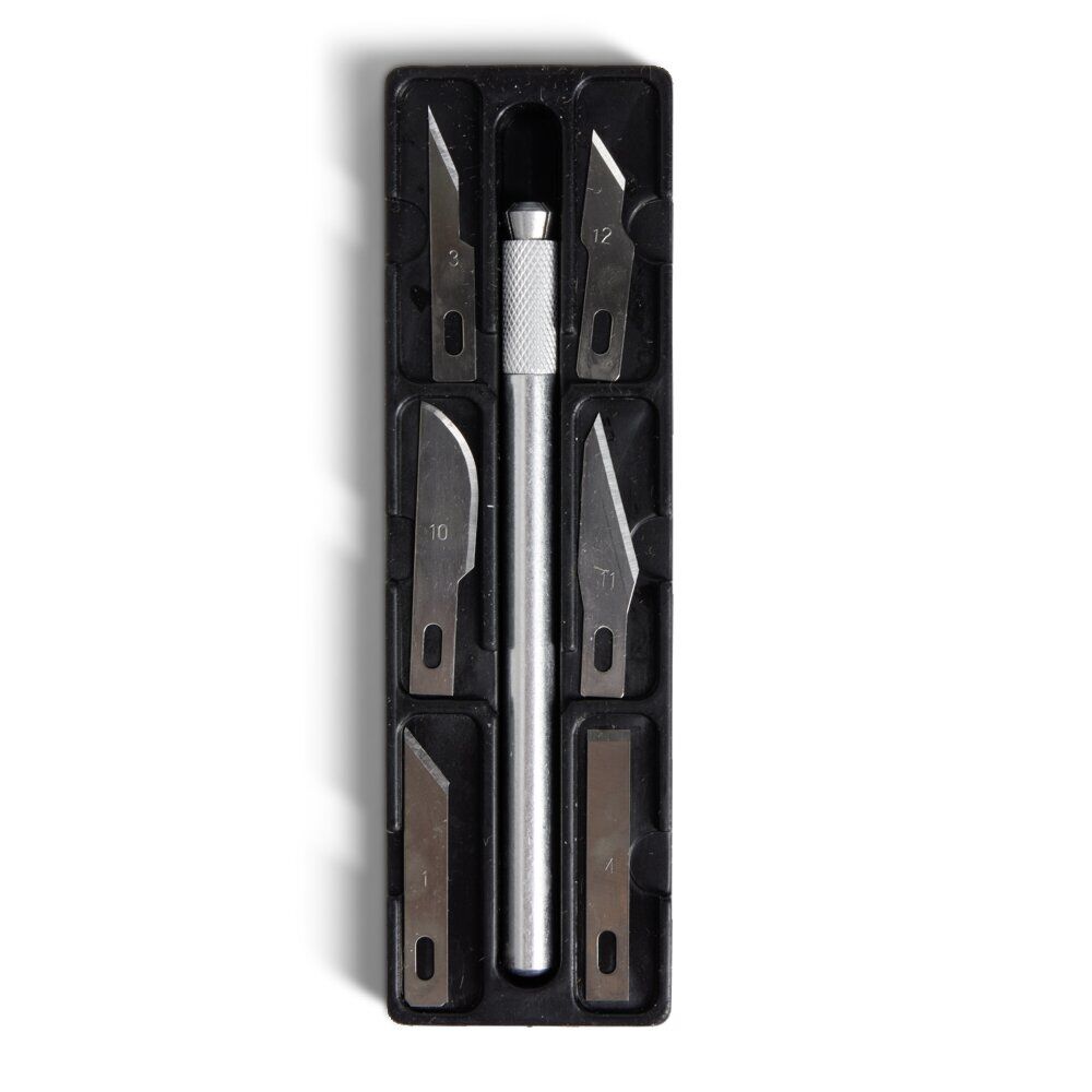 Cutter de précision 7 lames incluses métal gris