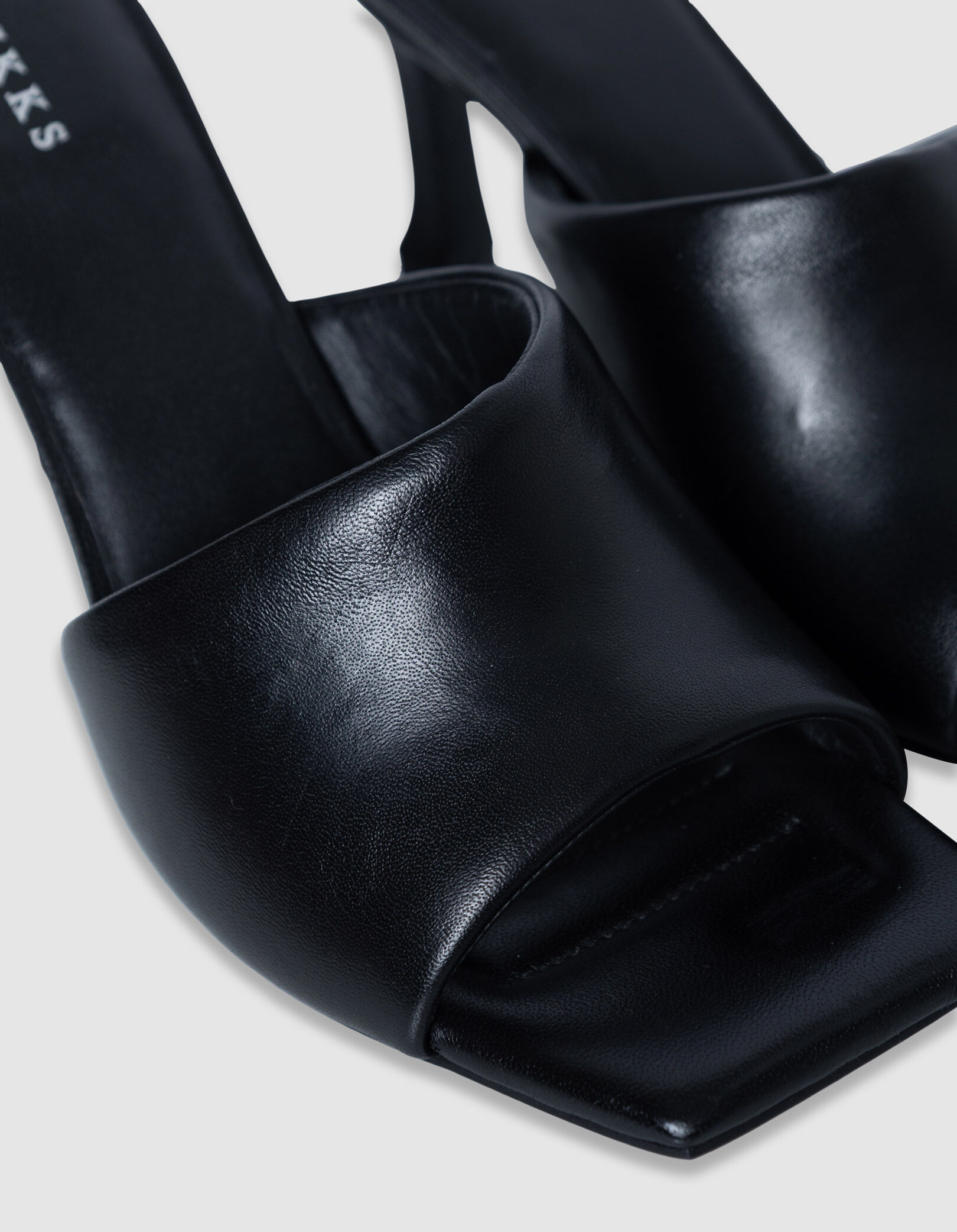 Mules à talon noires cuir puffer Femme