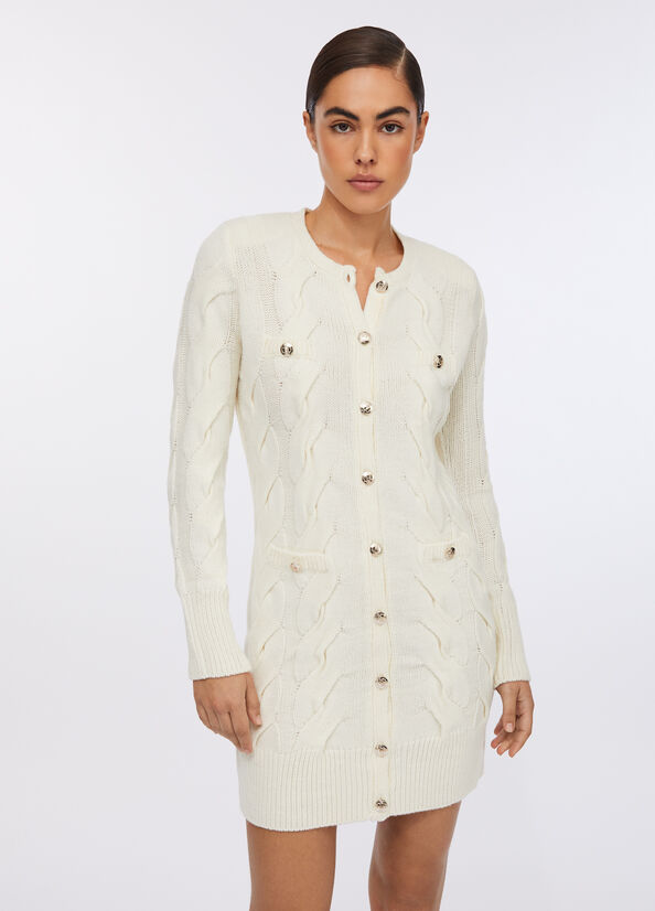 Abito in lana a trecce