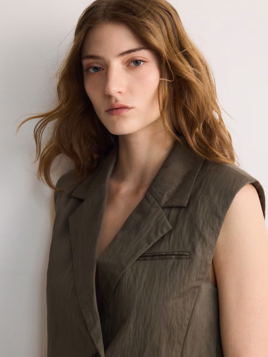 Lyocell Rich Vest