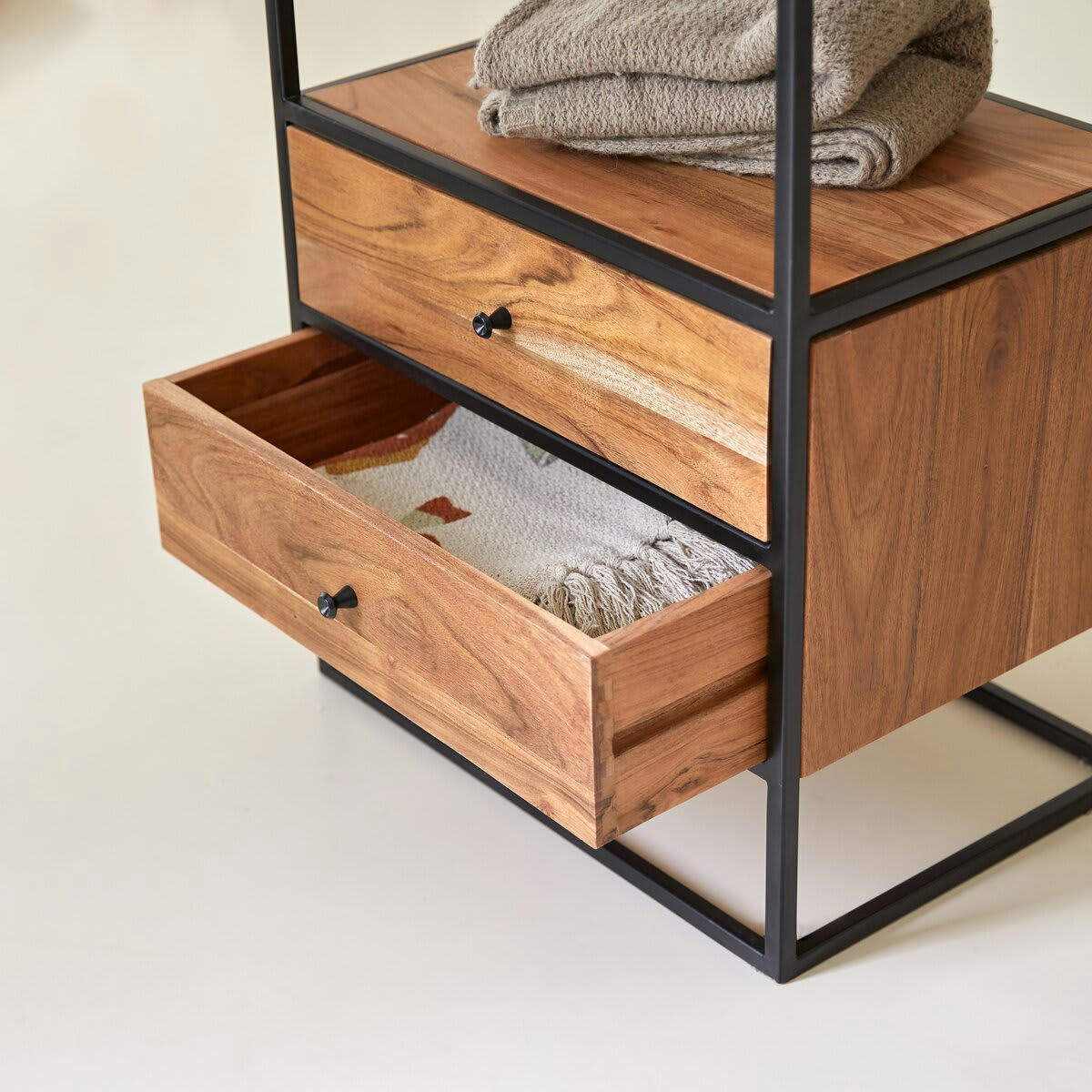 AGRA - Etagère enfant en acacia massif et métal