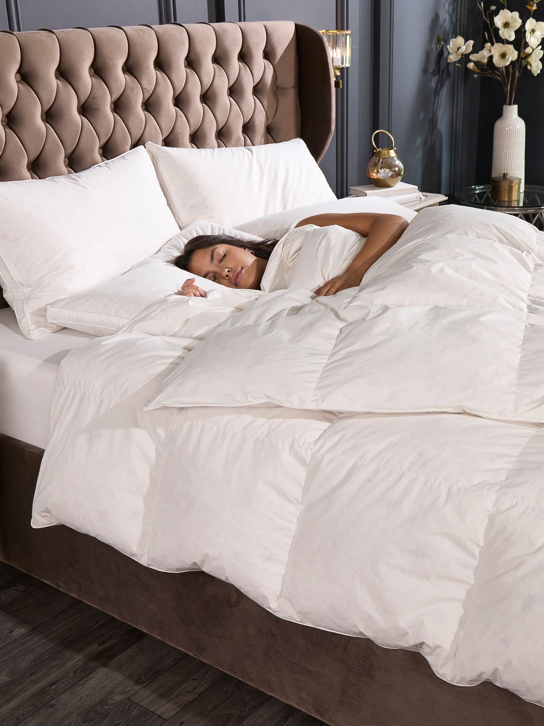 Snuggledown White Sumptious Hungarian Goose Down 13.5 Tog All Season Duvet