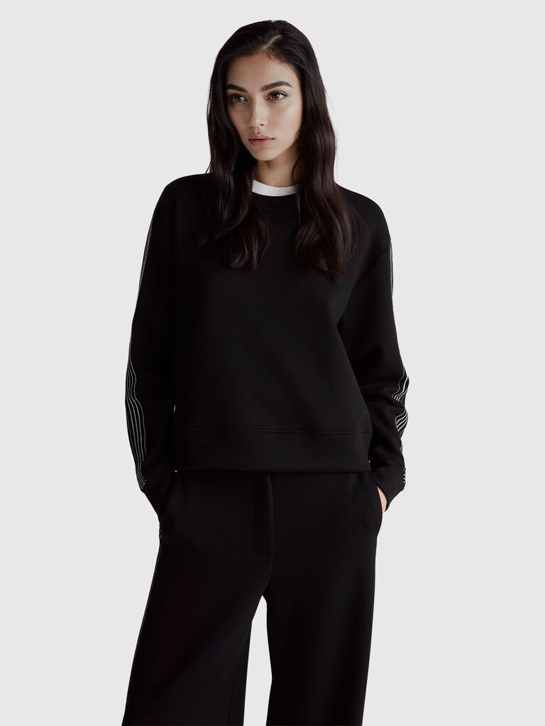 Pullover sweatshirt with stripes