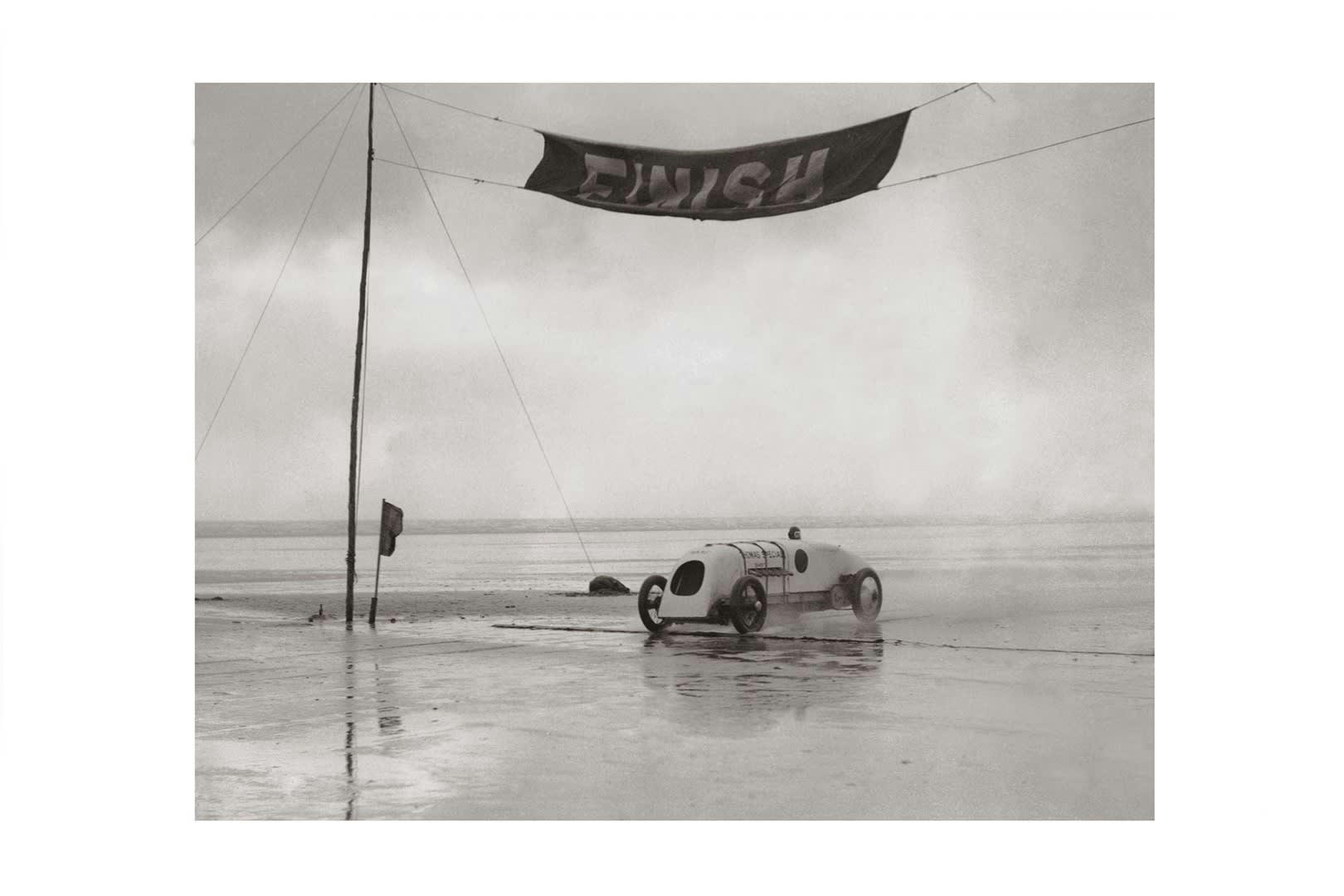 AUTOMOBILE - Photo ancienne noir et blanc automobile n°10 alu 40x60cm