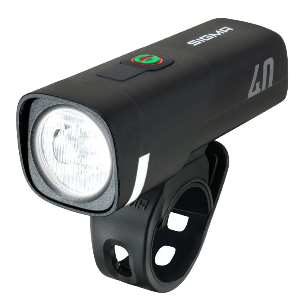 Sigma Aura 40 front light