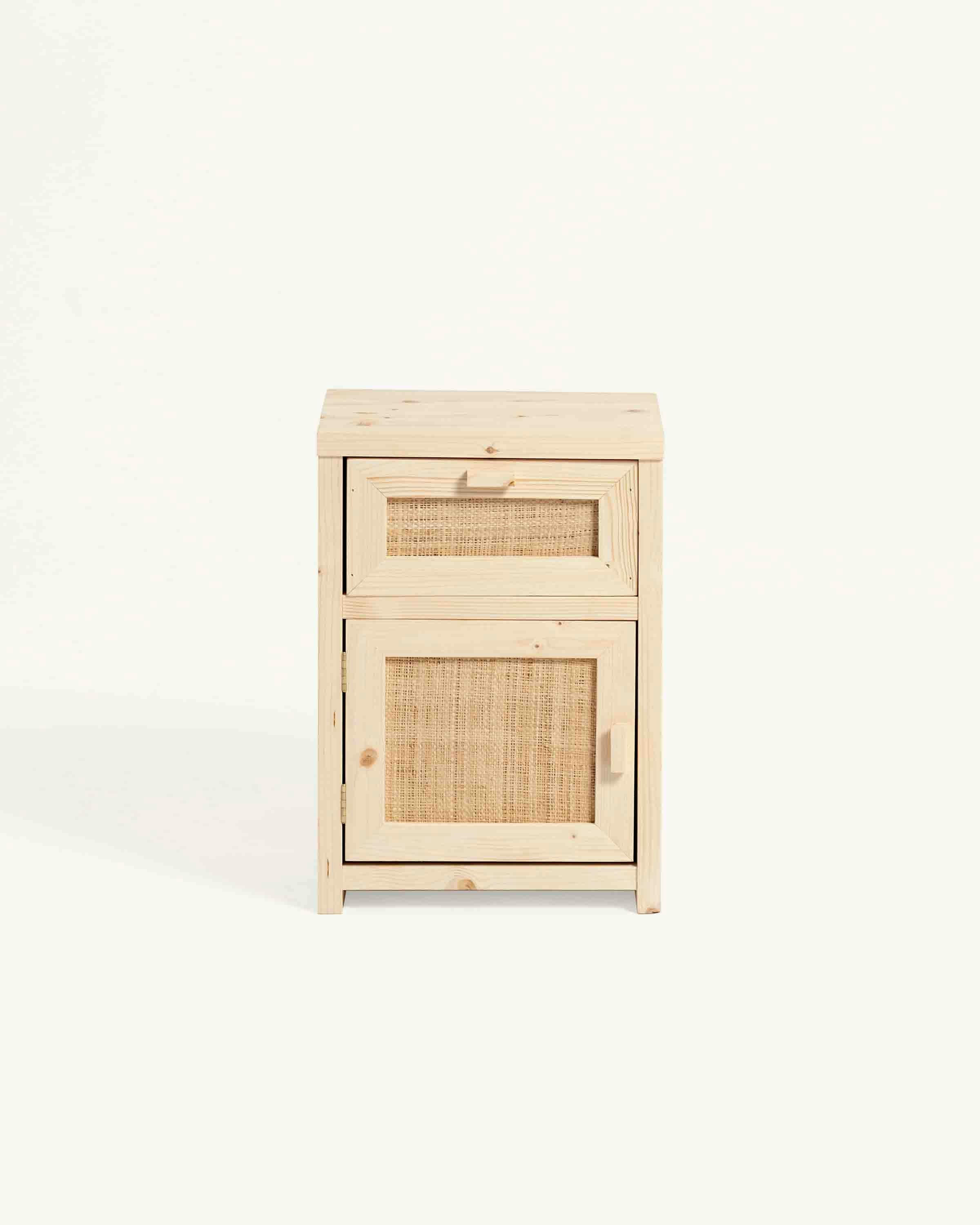 MARNIE - Table de nuit en bois à partir de tir et raffia en couleur beige